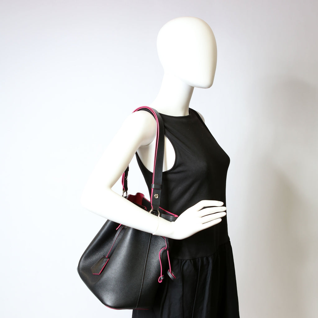 Lockme Bucket Black