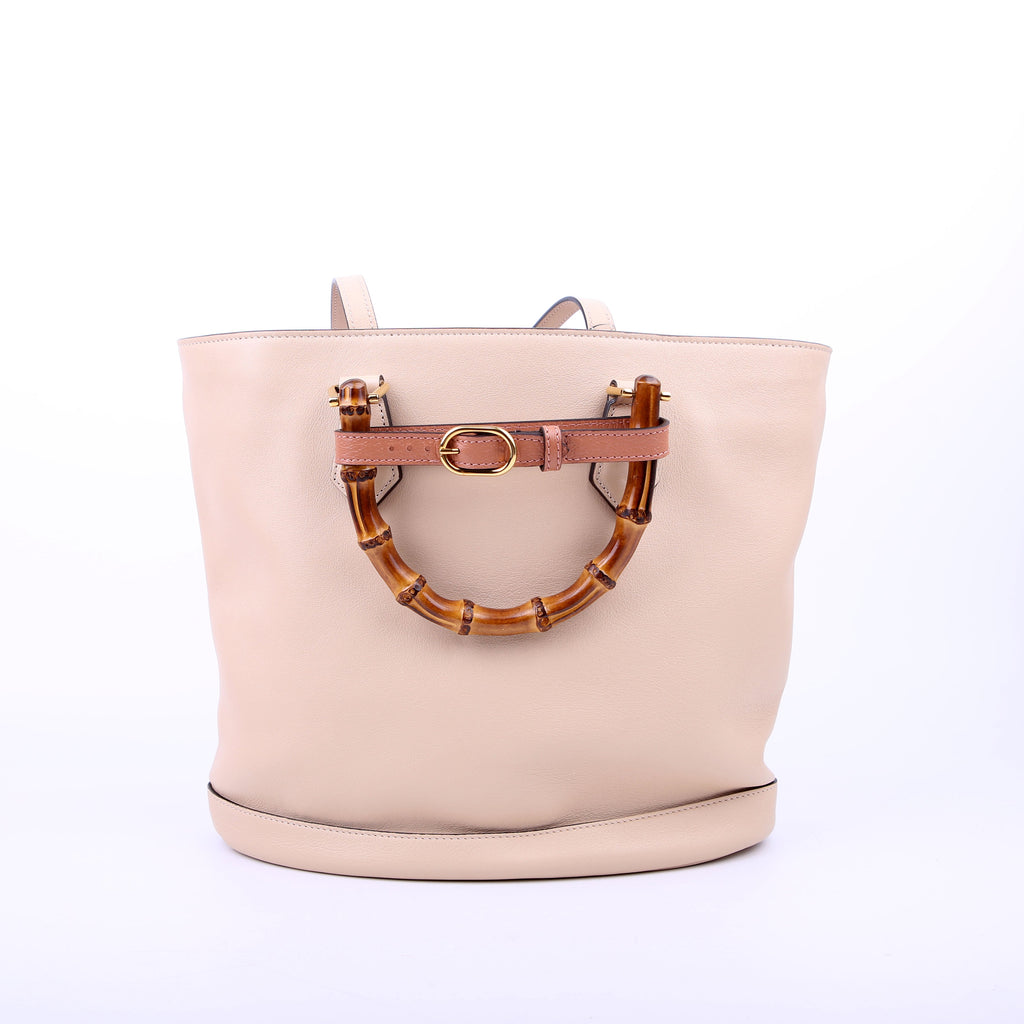 Gucci 750394 Diane Medium Bucket Beige