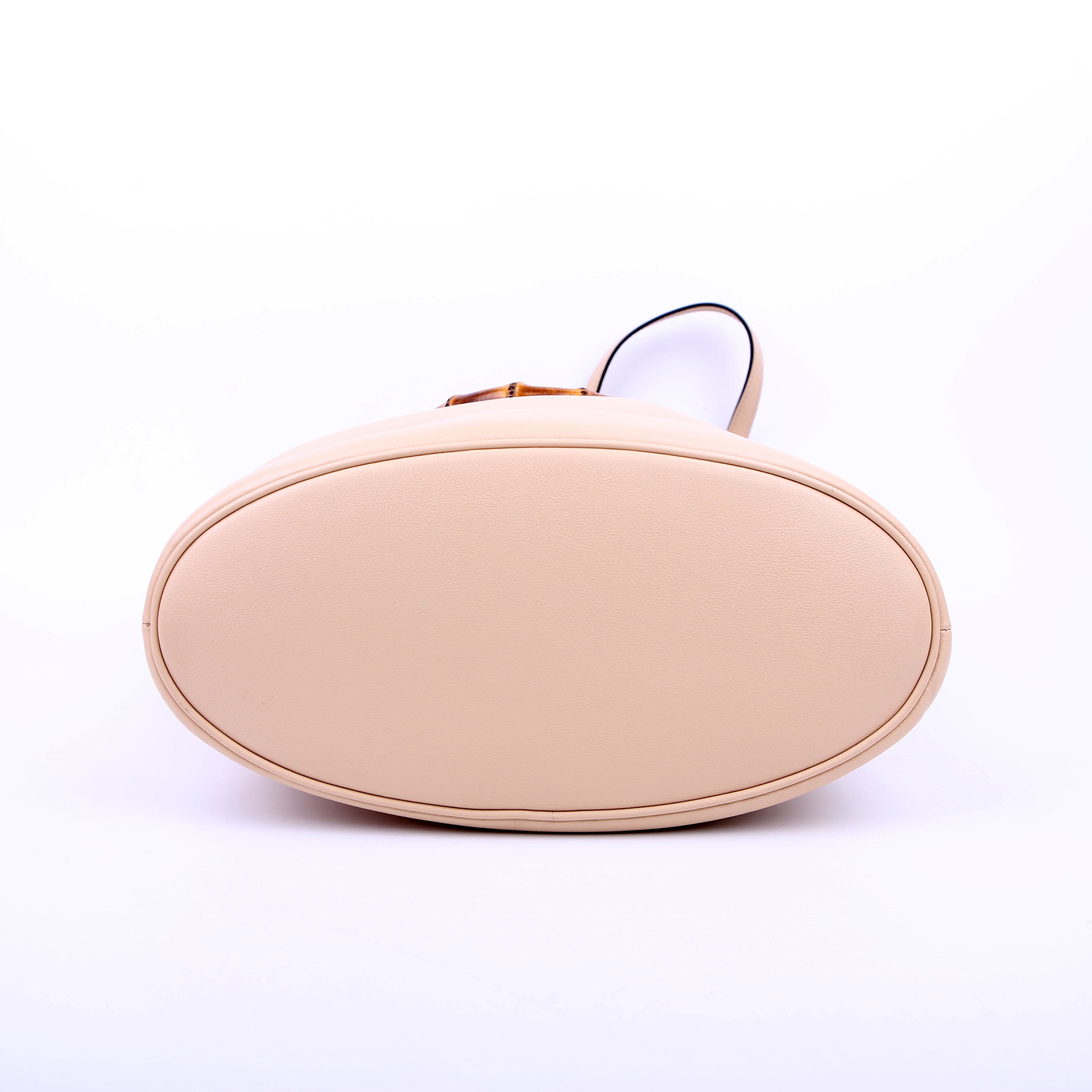 Gucci 750394 Diane Medium Bucket Beige