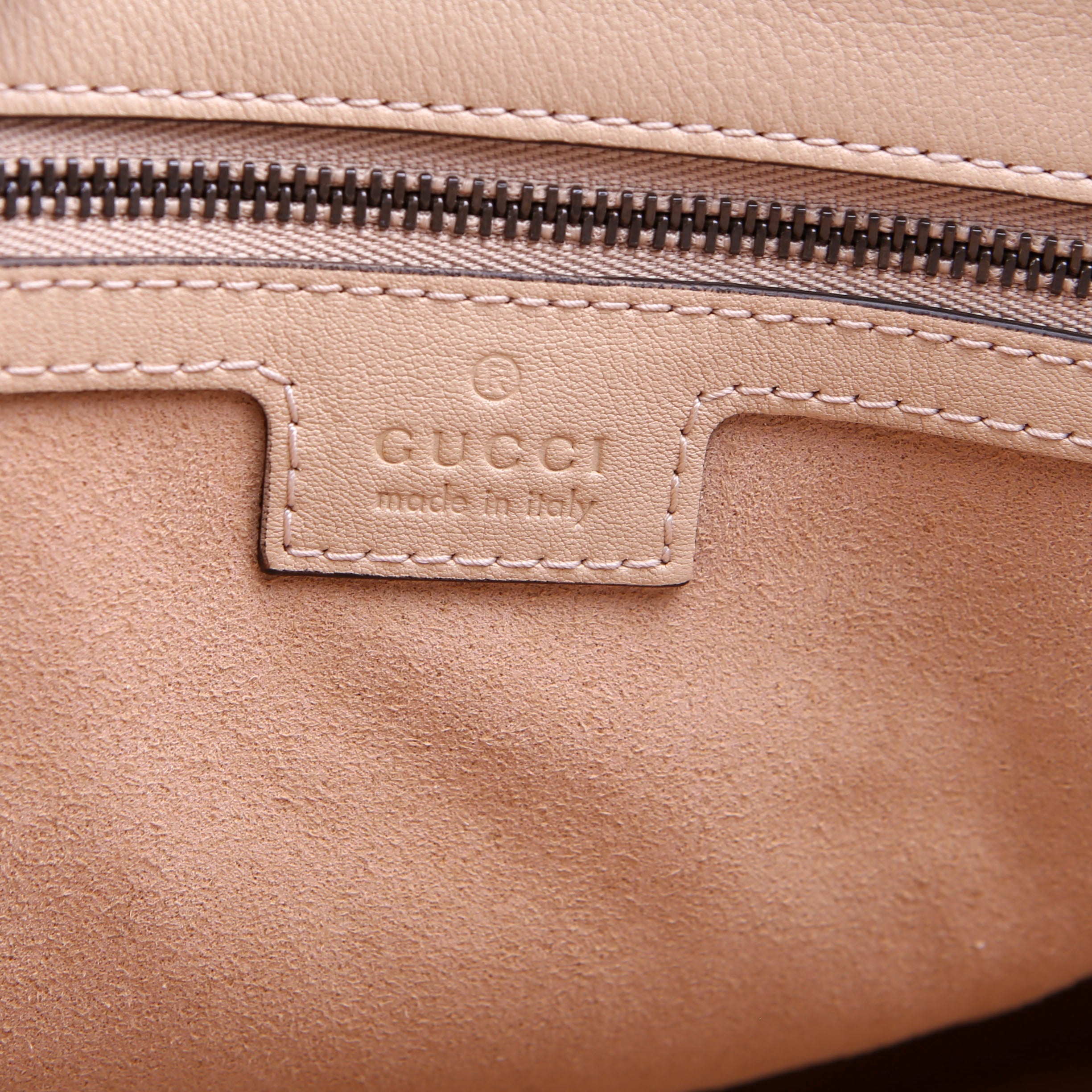 Gucci 750394 Diane Medium Bucket Beige