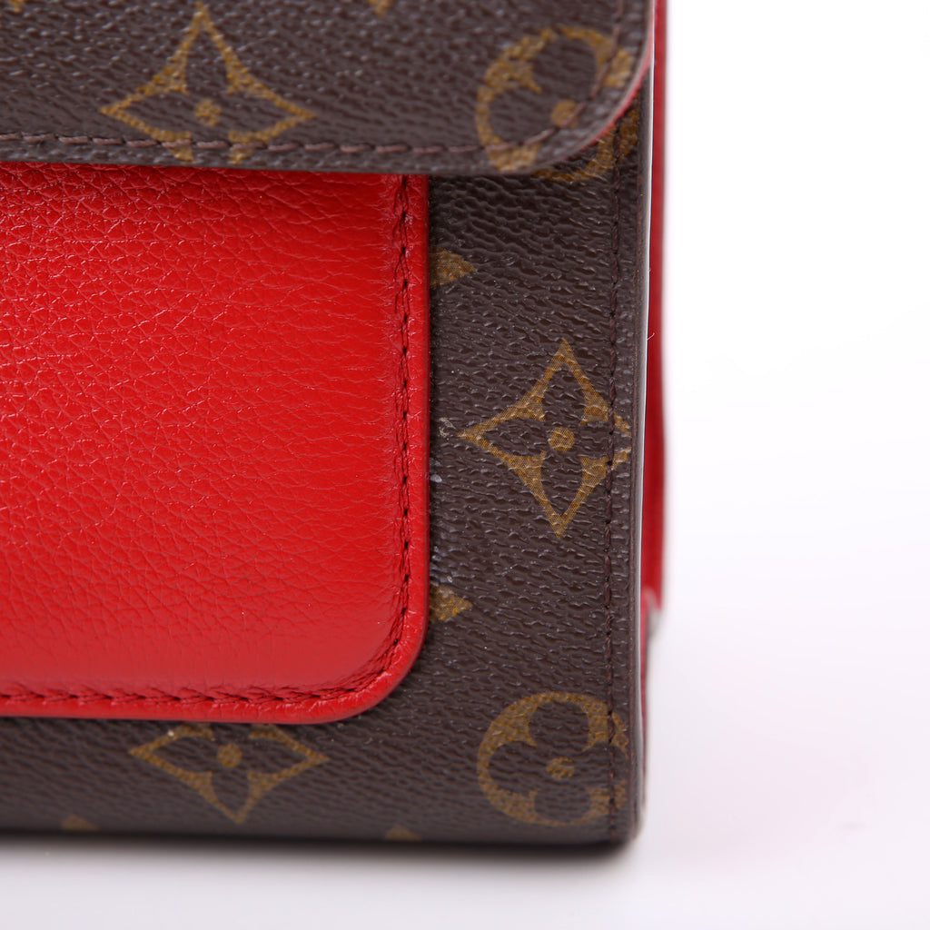 Victoire Monogram Red
