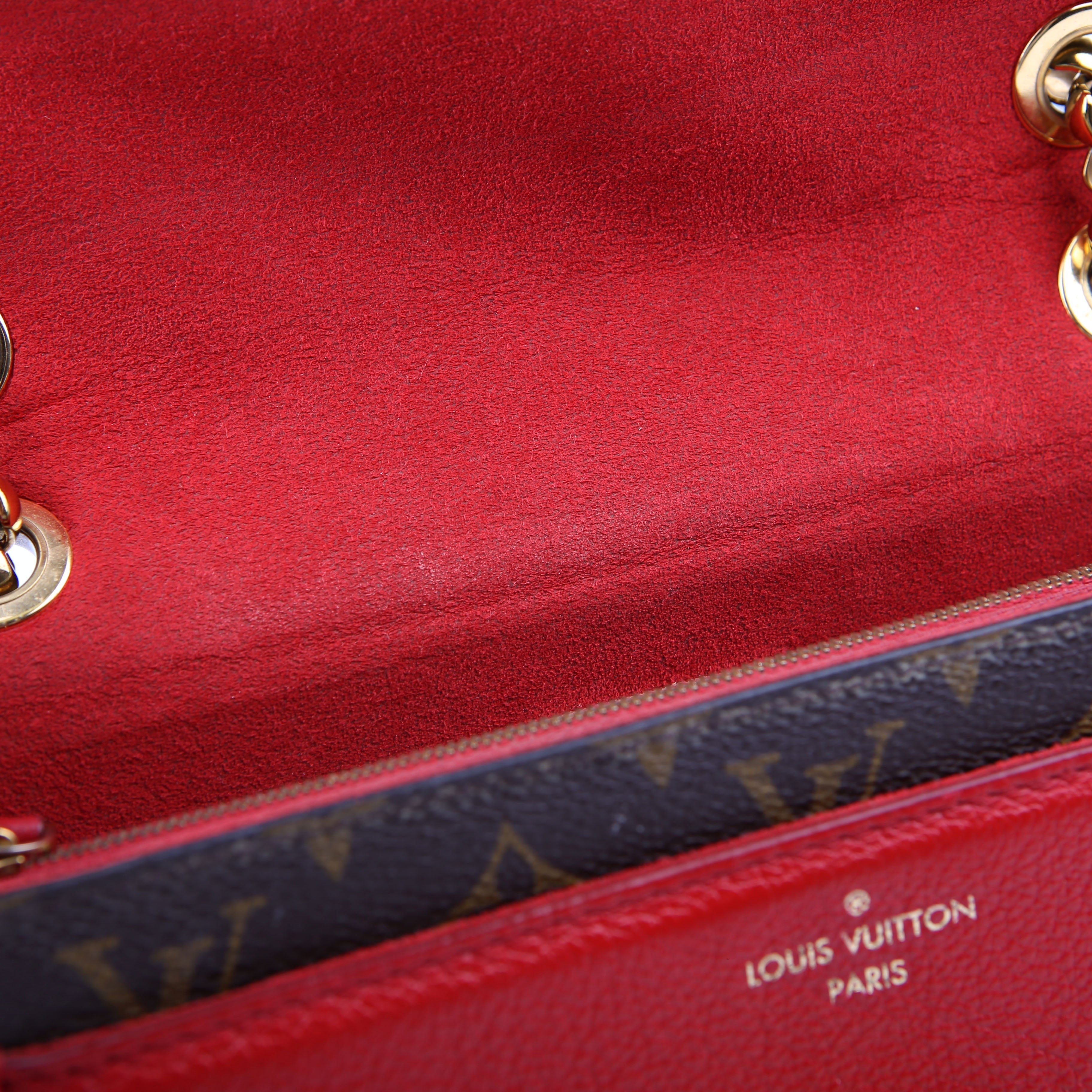 Victoire Monogram Red
