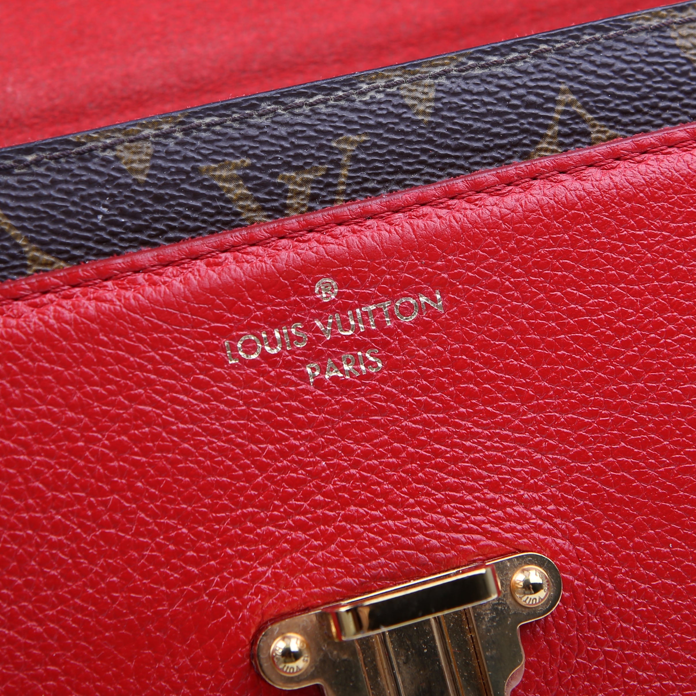 Victoire Monogram Red
