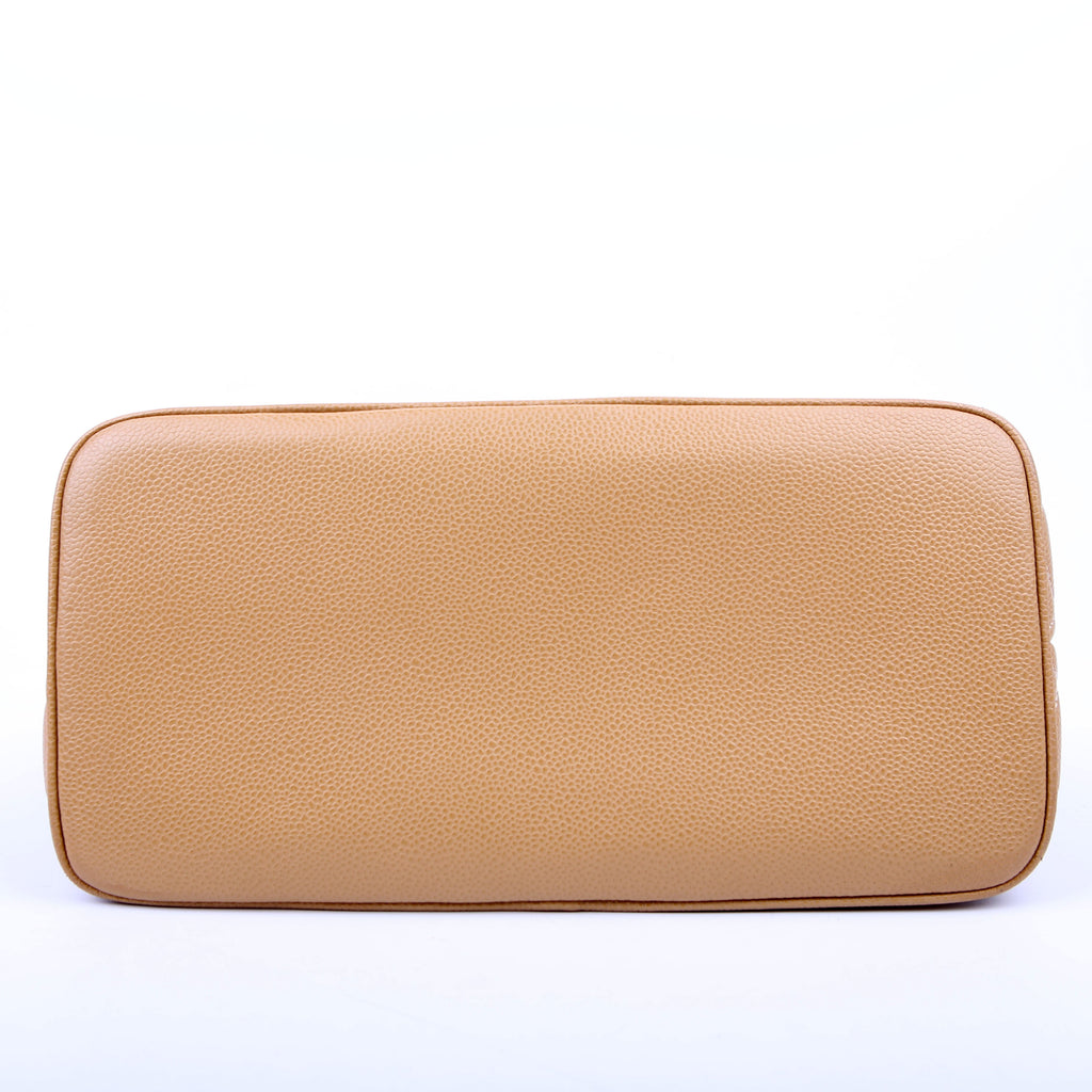 Medallion Tote Beige