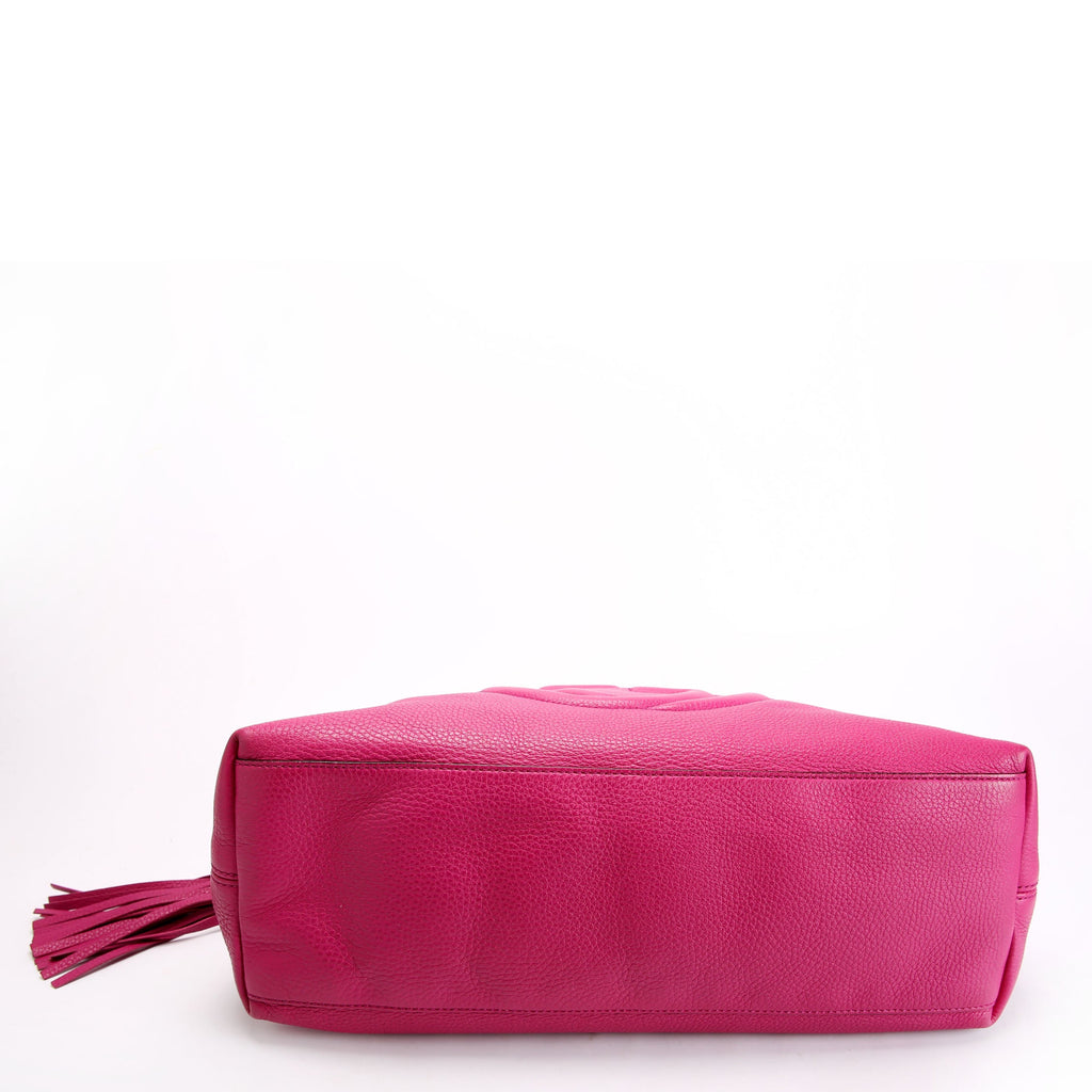 308982 Soho Leather Shoulder Medium