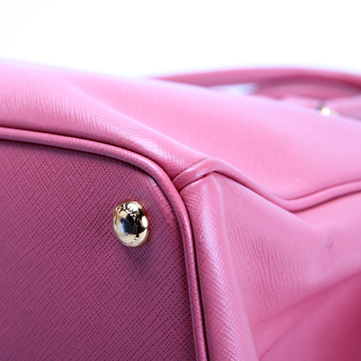 Prada Saffiano Galleria Medium
