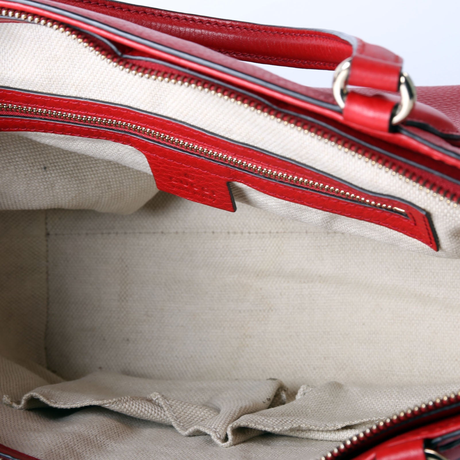 Gucci 369176 Soho Crossbody Red