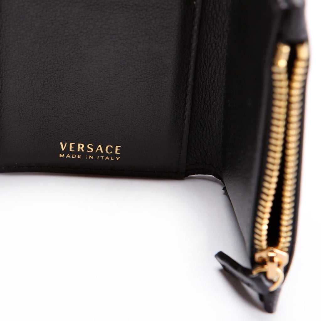 Virtus Leather Tri-Fold Wallet Black