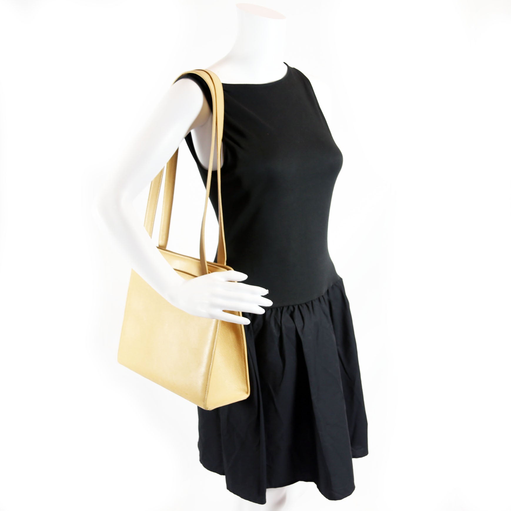 CC Stitch Logo Tote 5M Nude