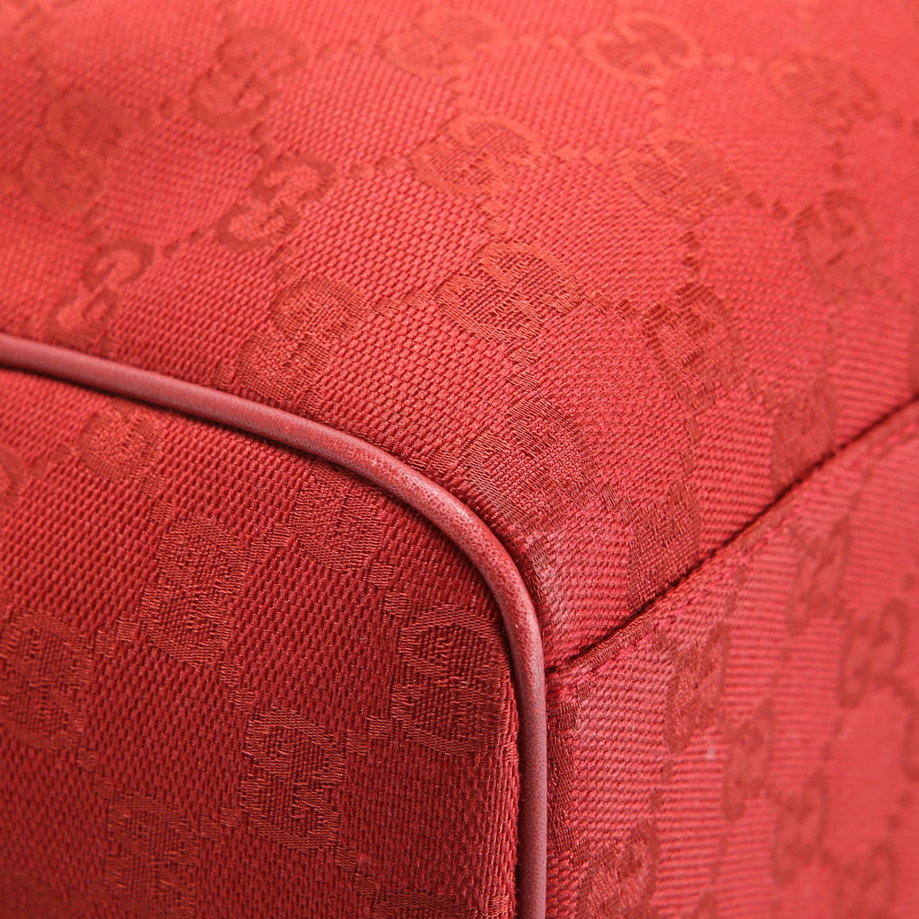 Gucci 257288 GG Canvas Boston Red