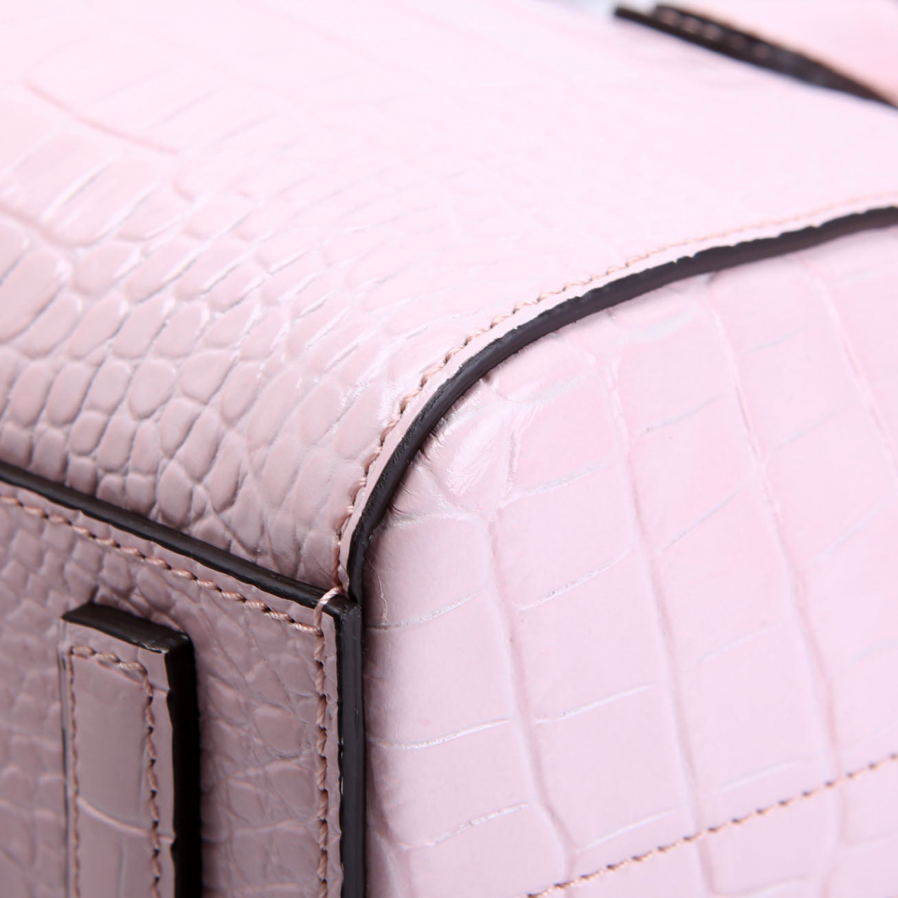 Antigona Satchel Mini Crocodile Embossed Pink