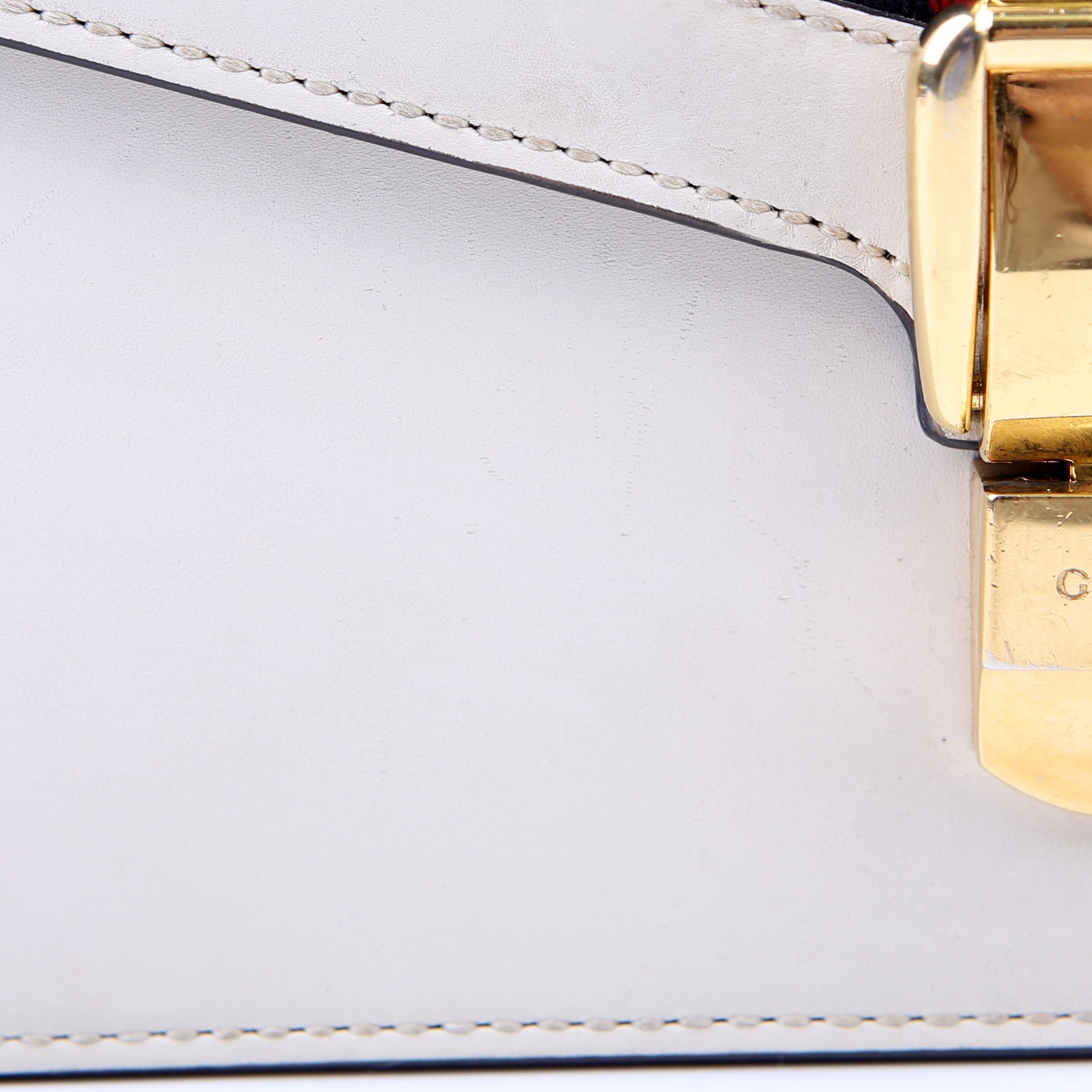 Gucci 421882 Sylvie Shoulder Small White