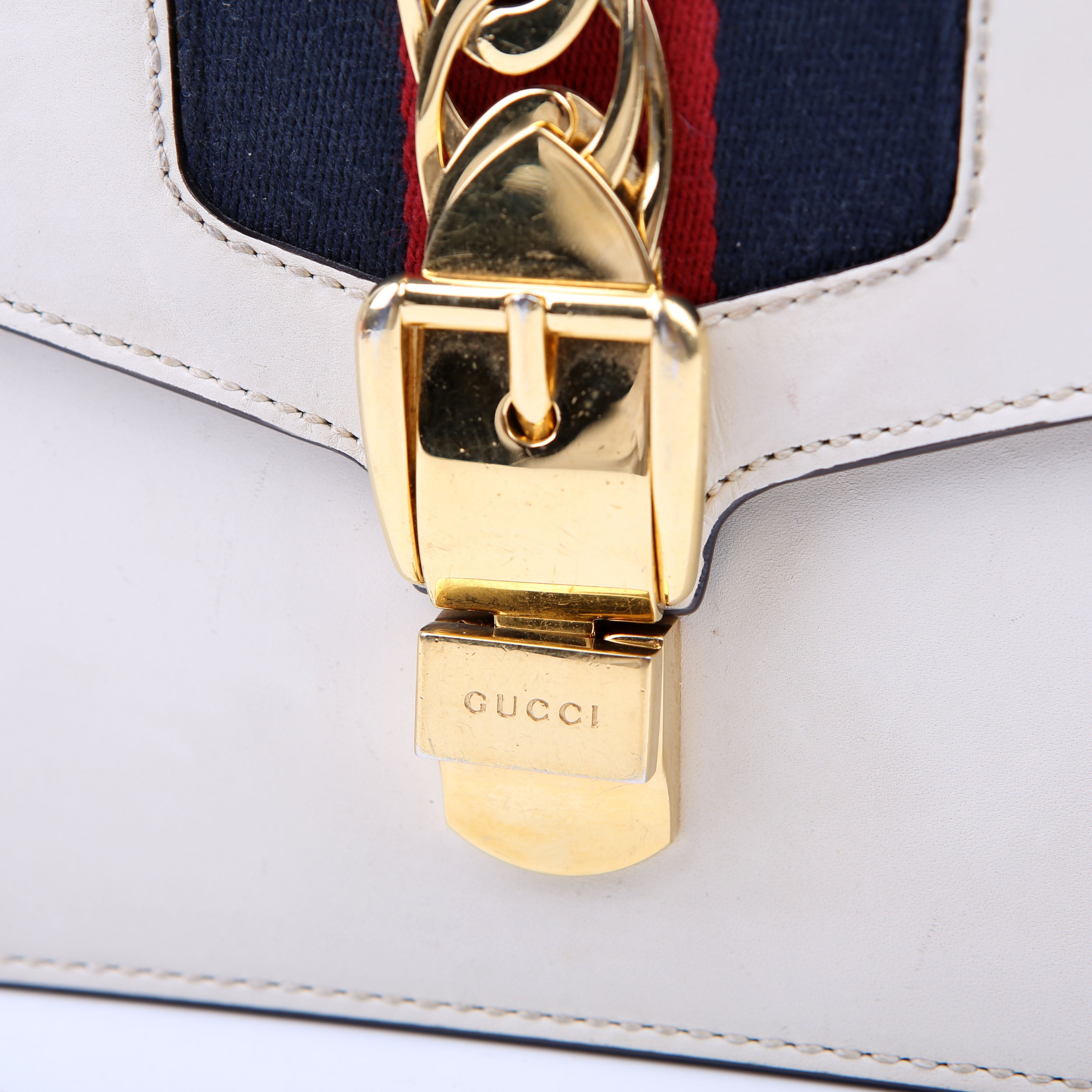 Gucci 421882 Sylvie Shoulder Small White