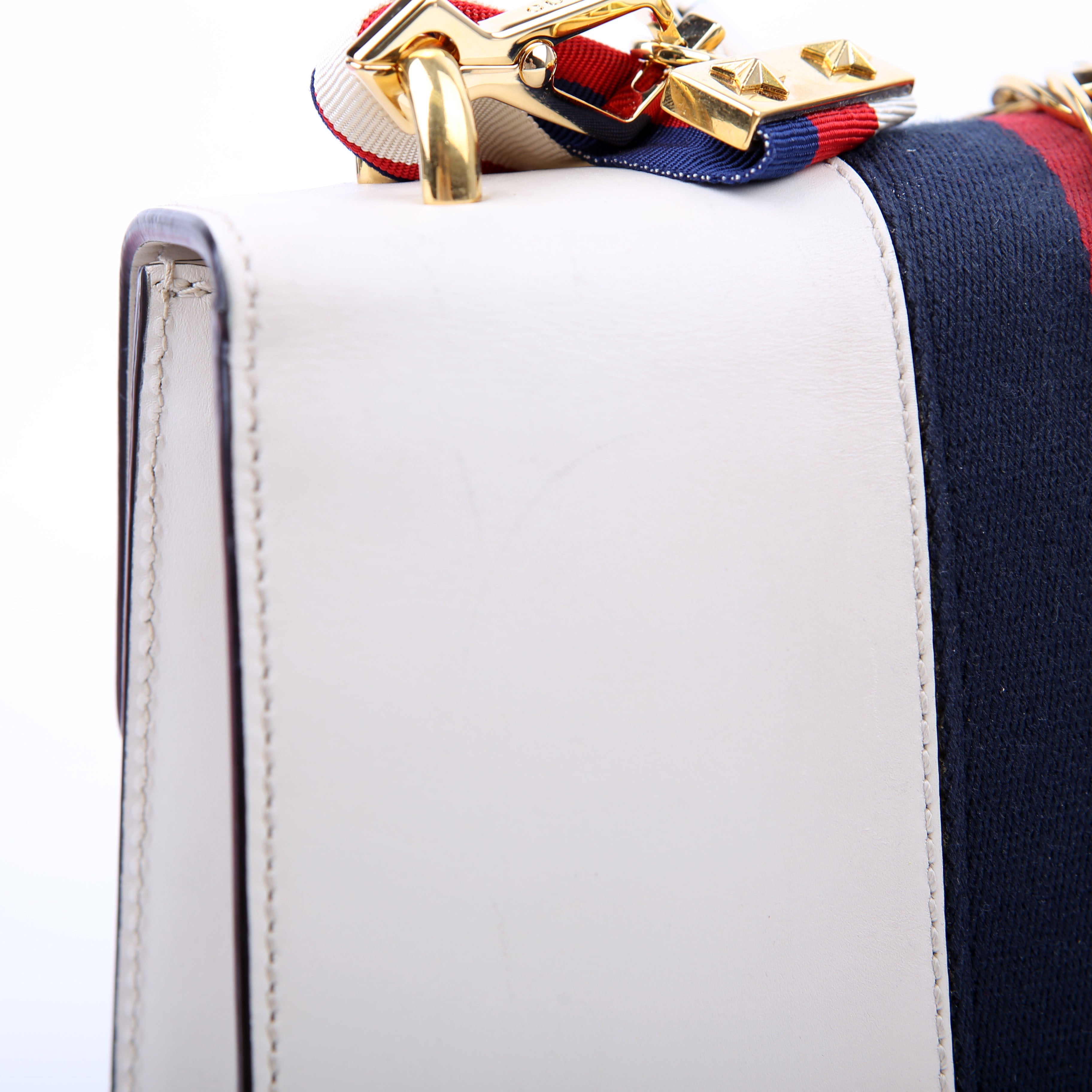Gucci 421882 Sylvie Shoulder Small White