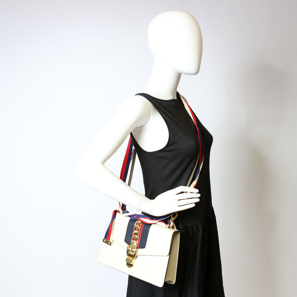 Gucci 421882 Sylvie Shoulder Small White