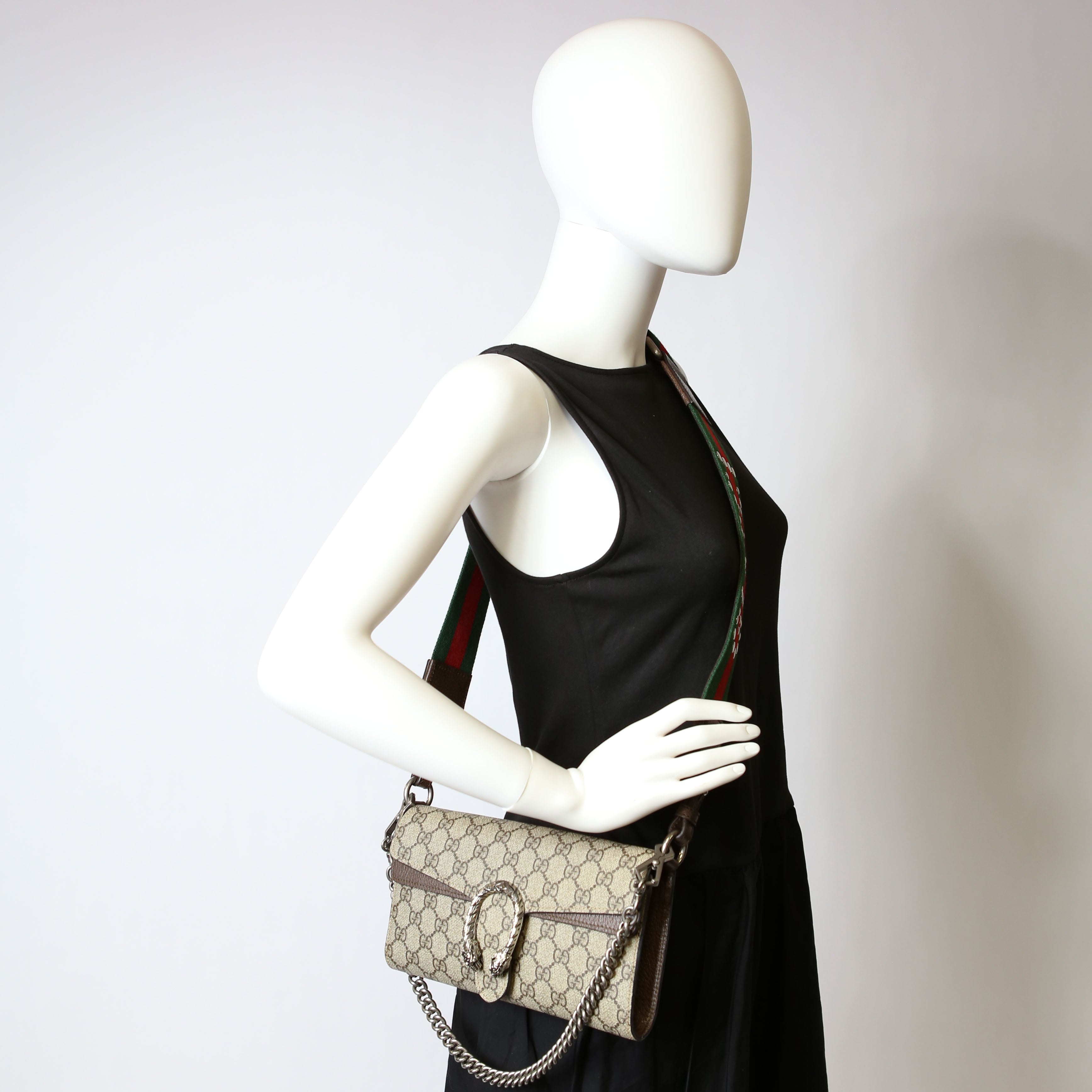 Gucci 731782 Dionysus GG Supreme East-West Small Shoulder