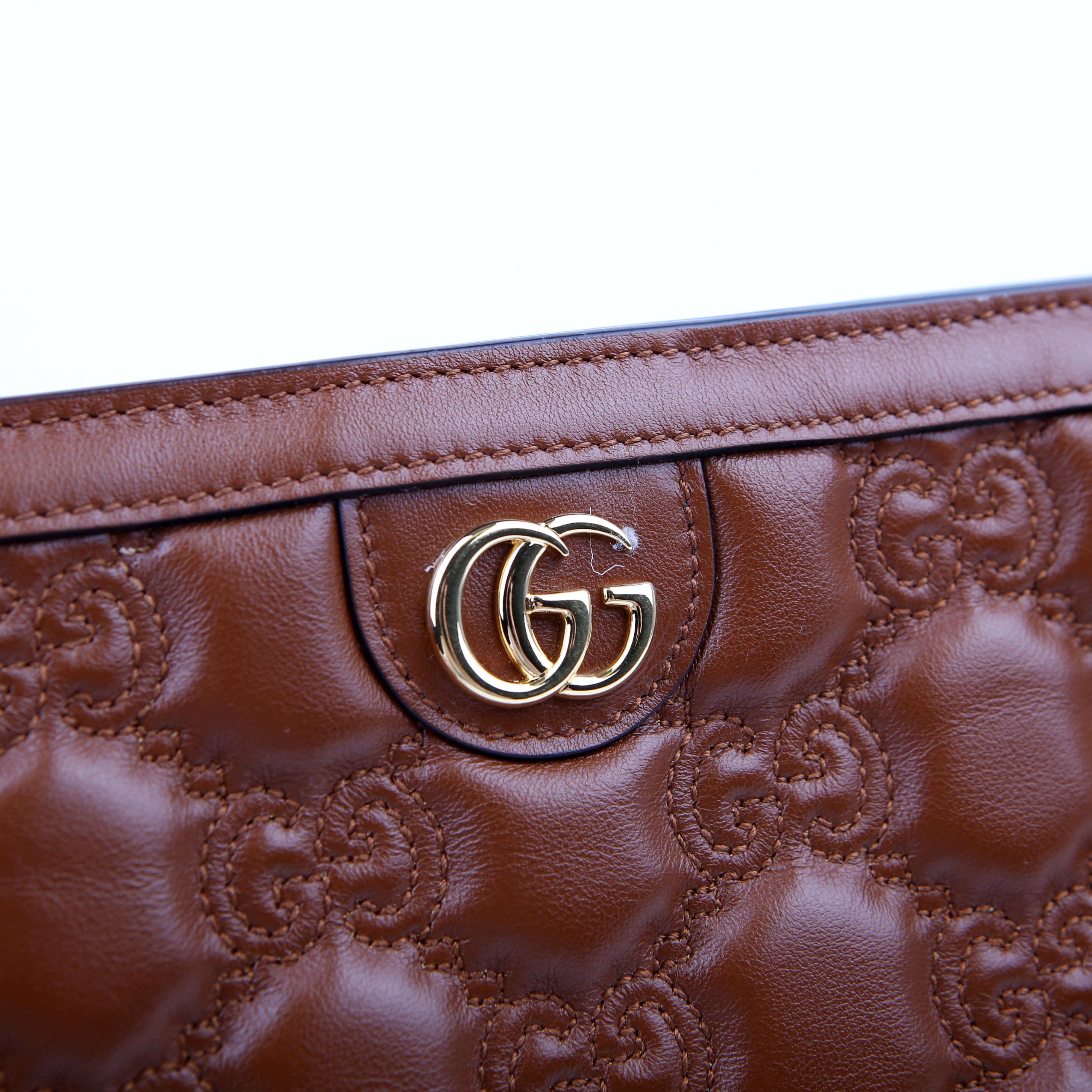 Gucci 723780 GG Matelasse Pouch Brown