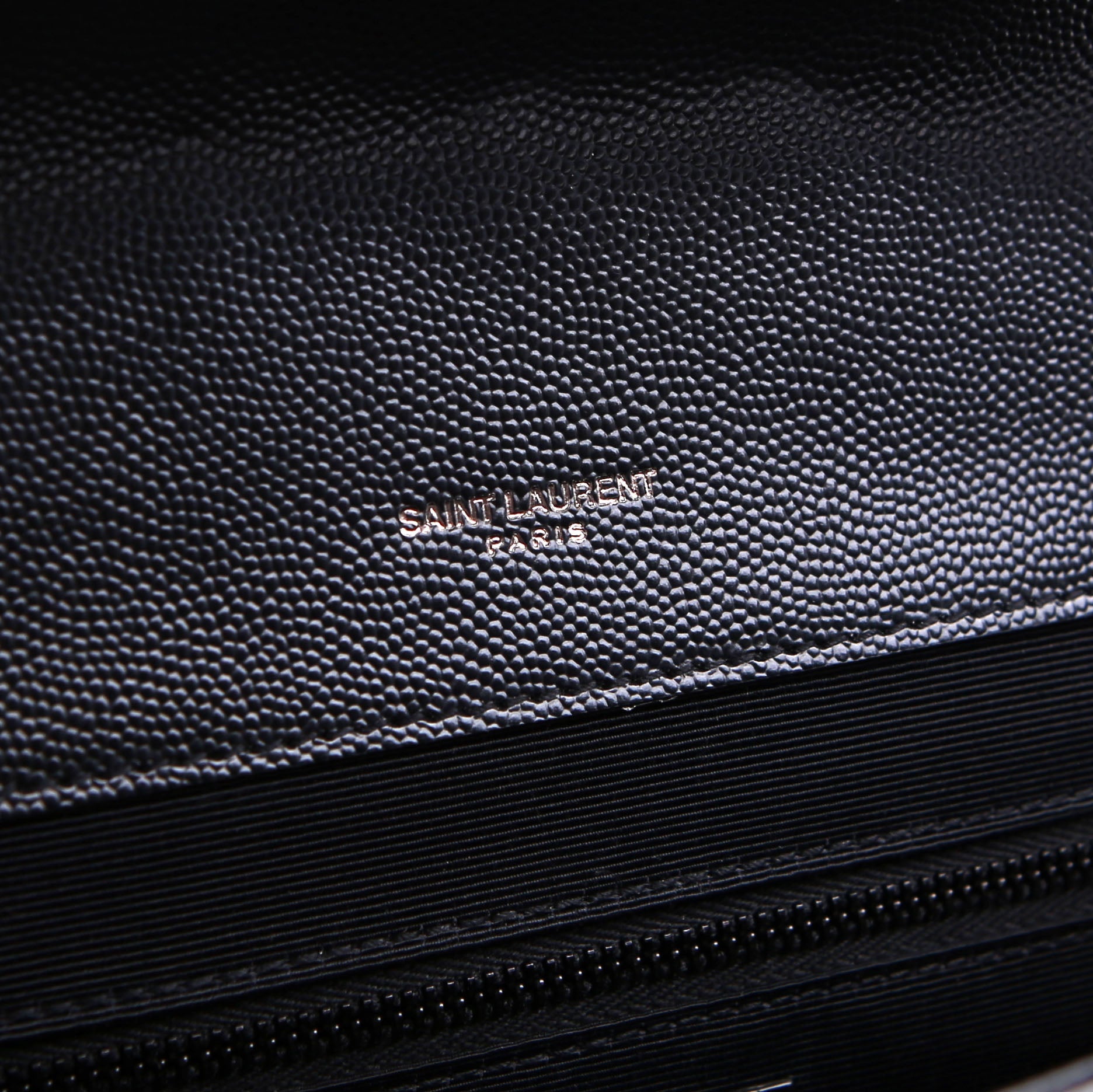 SAINT LAURENT Envelope Large Triquilt Black