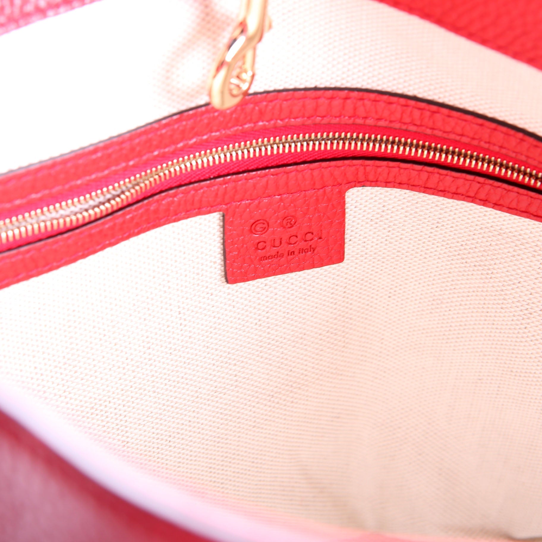 Gucci 536196 Soho Chain Tote Newer Red