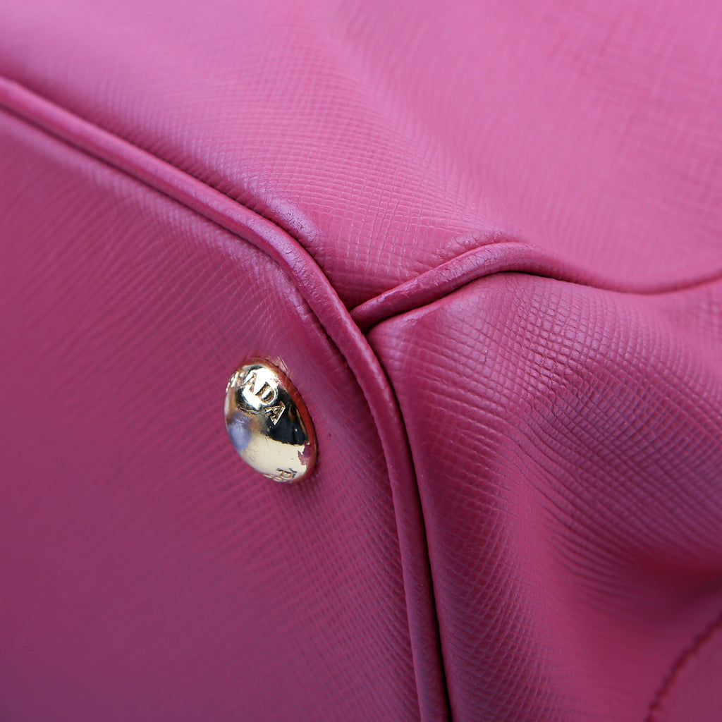 Prada Saffiano Galleria Small Pink