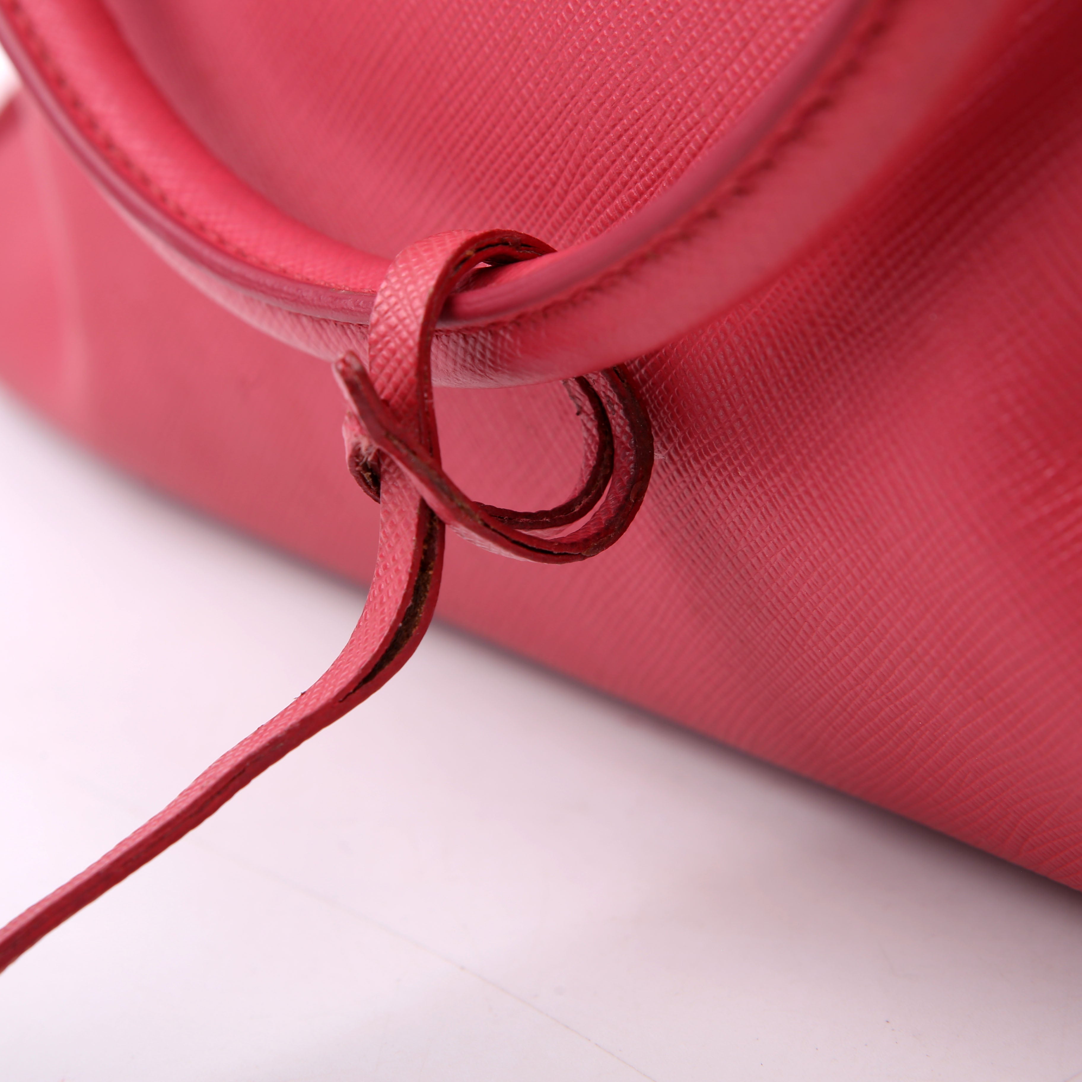 Prada Saffiano Galleria Small Pink