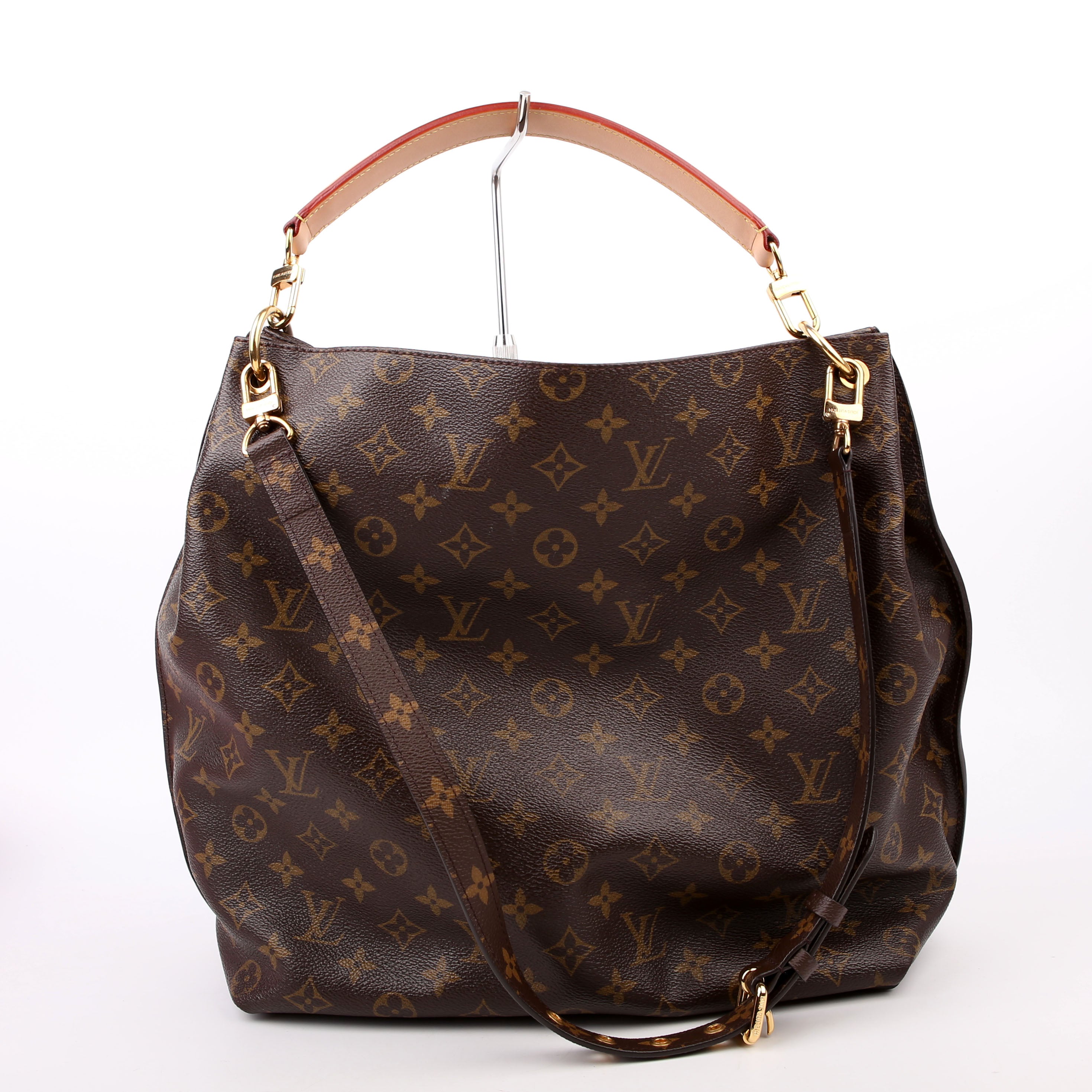 Metis Shoulder Monogram
