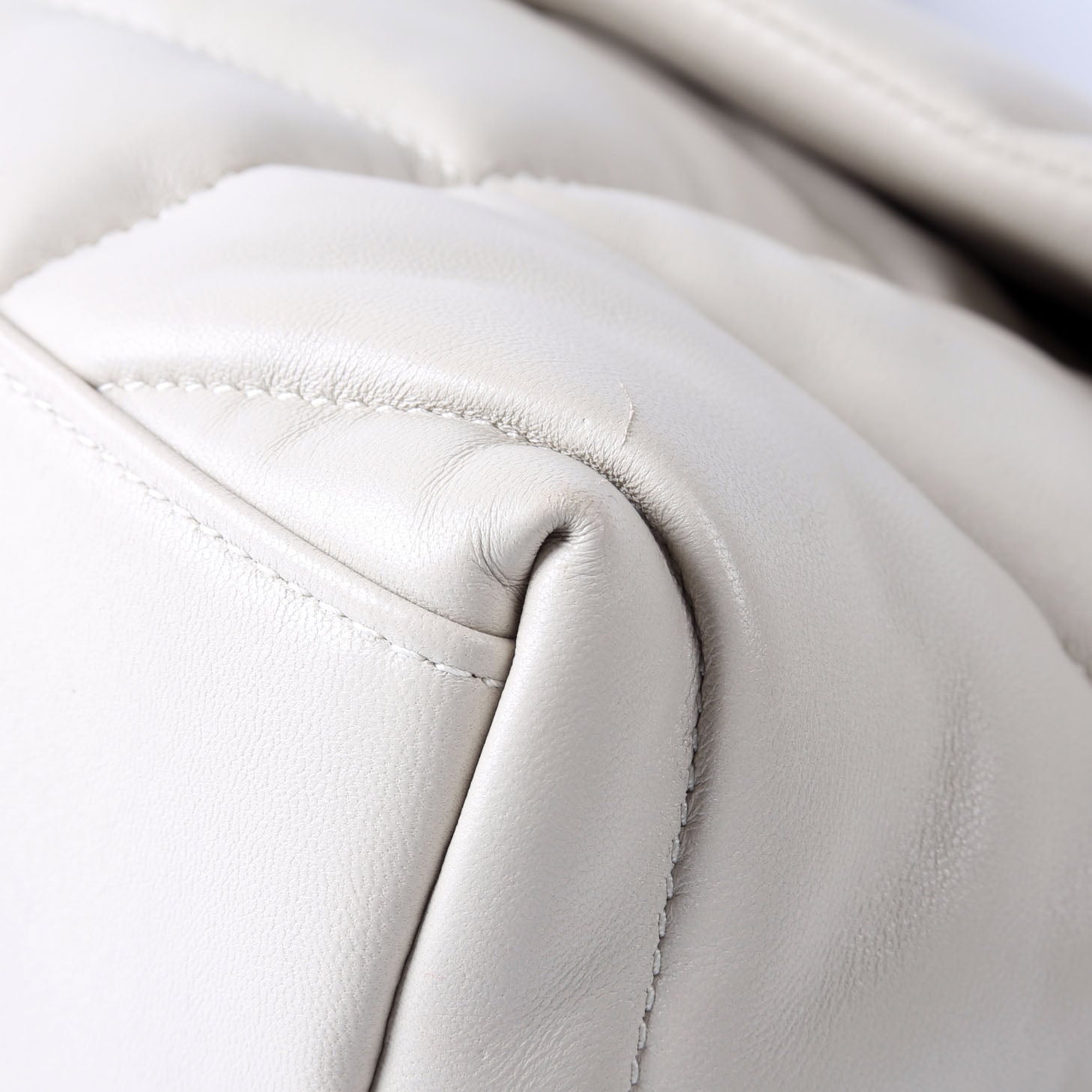 SAINT LAURENT Puffer Quilted Small Lambskin 577476 White/Silver