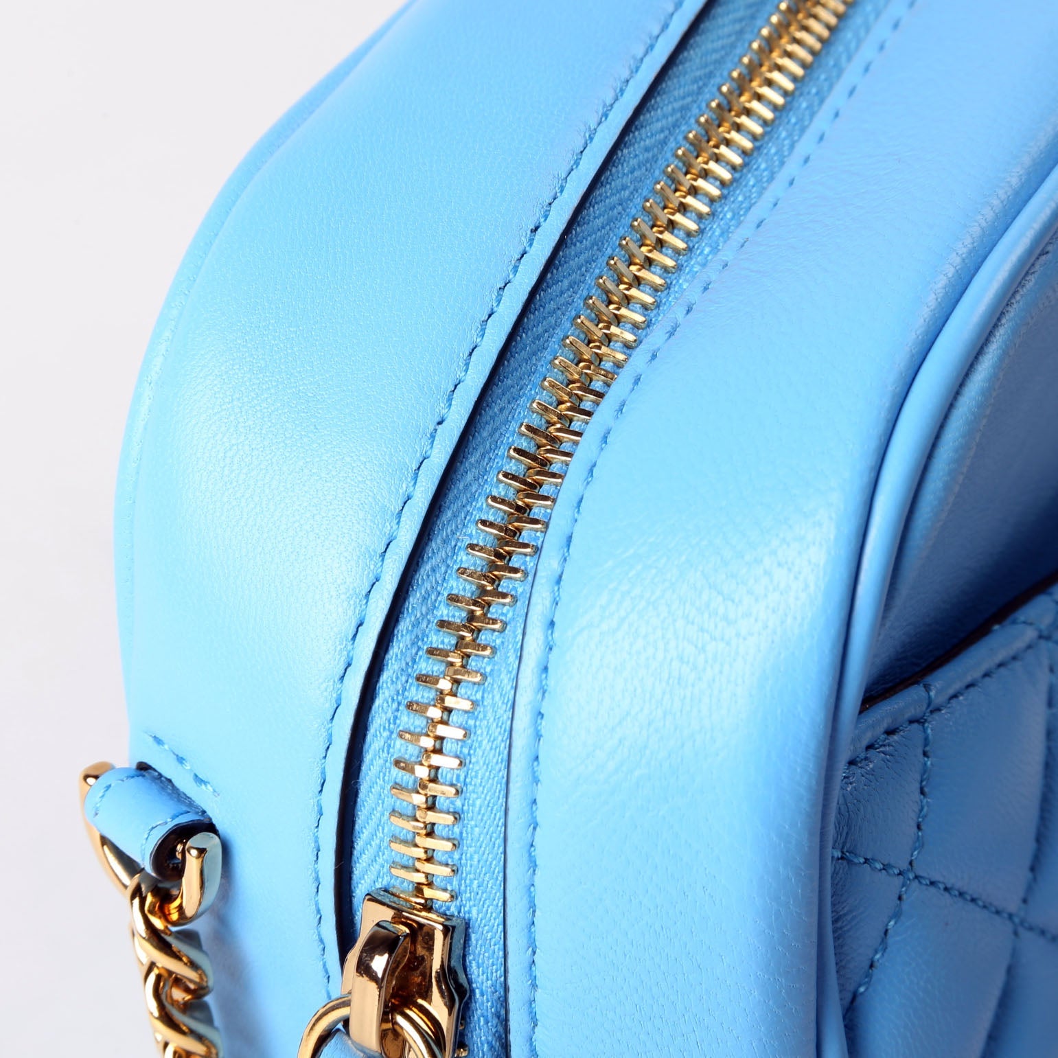 La Medusa Quilted Quilted Leather Medium Camera Bag Blue/Gold