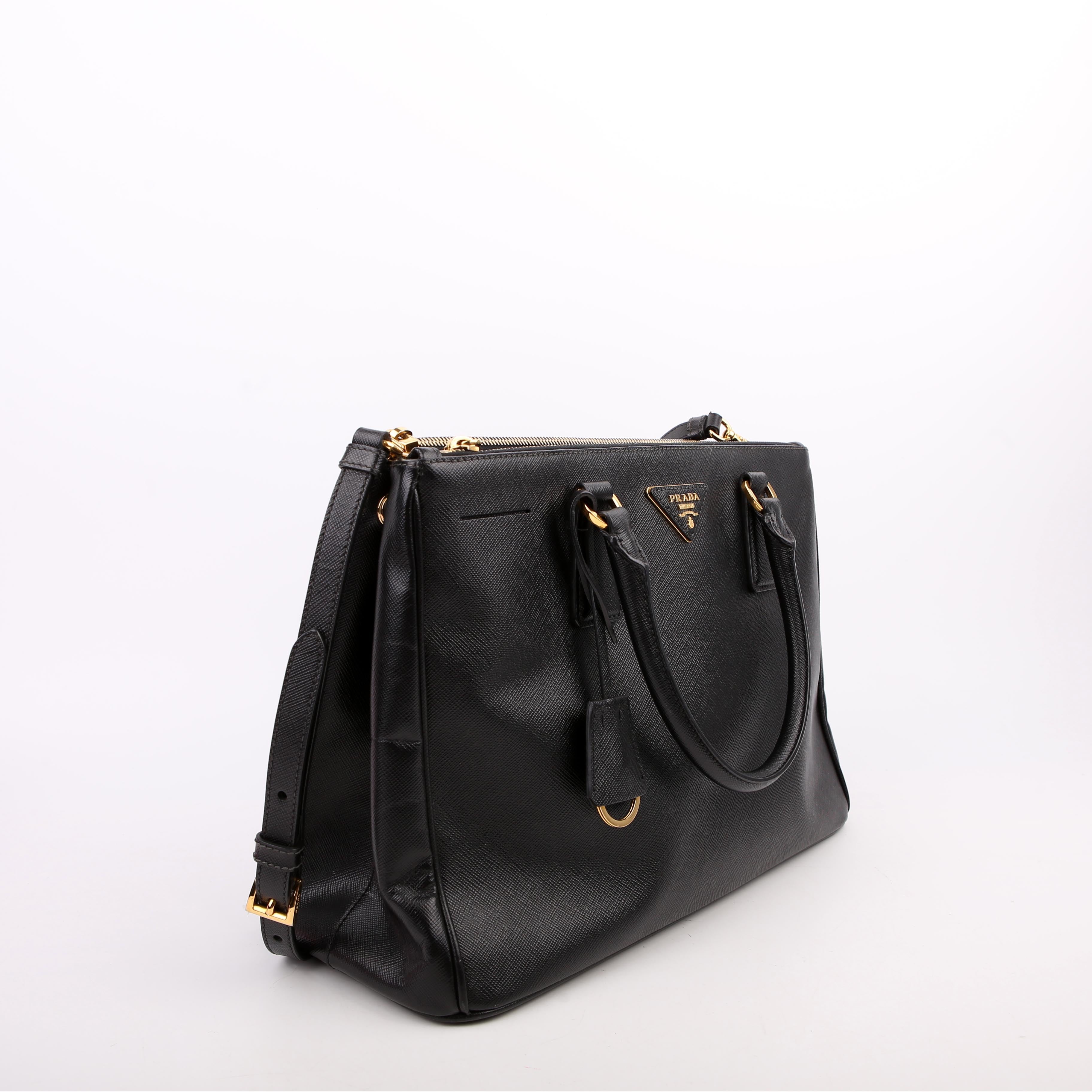 Prada Saffiano Galleria Large Black