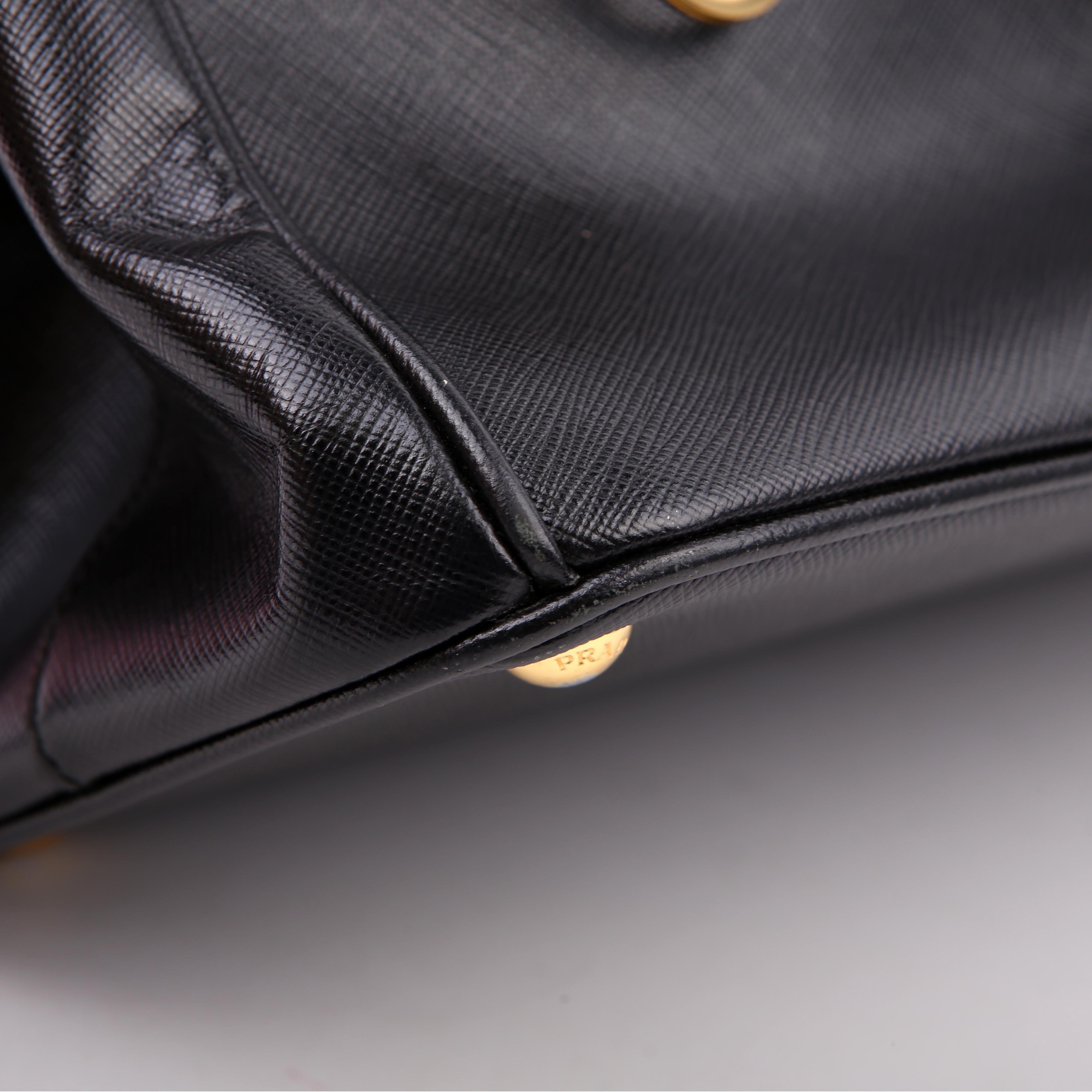 Prada Saffiano Galleria Large Black