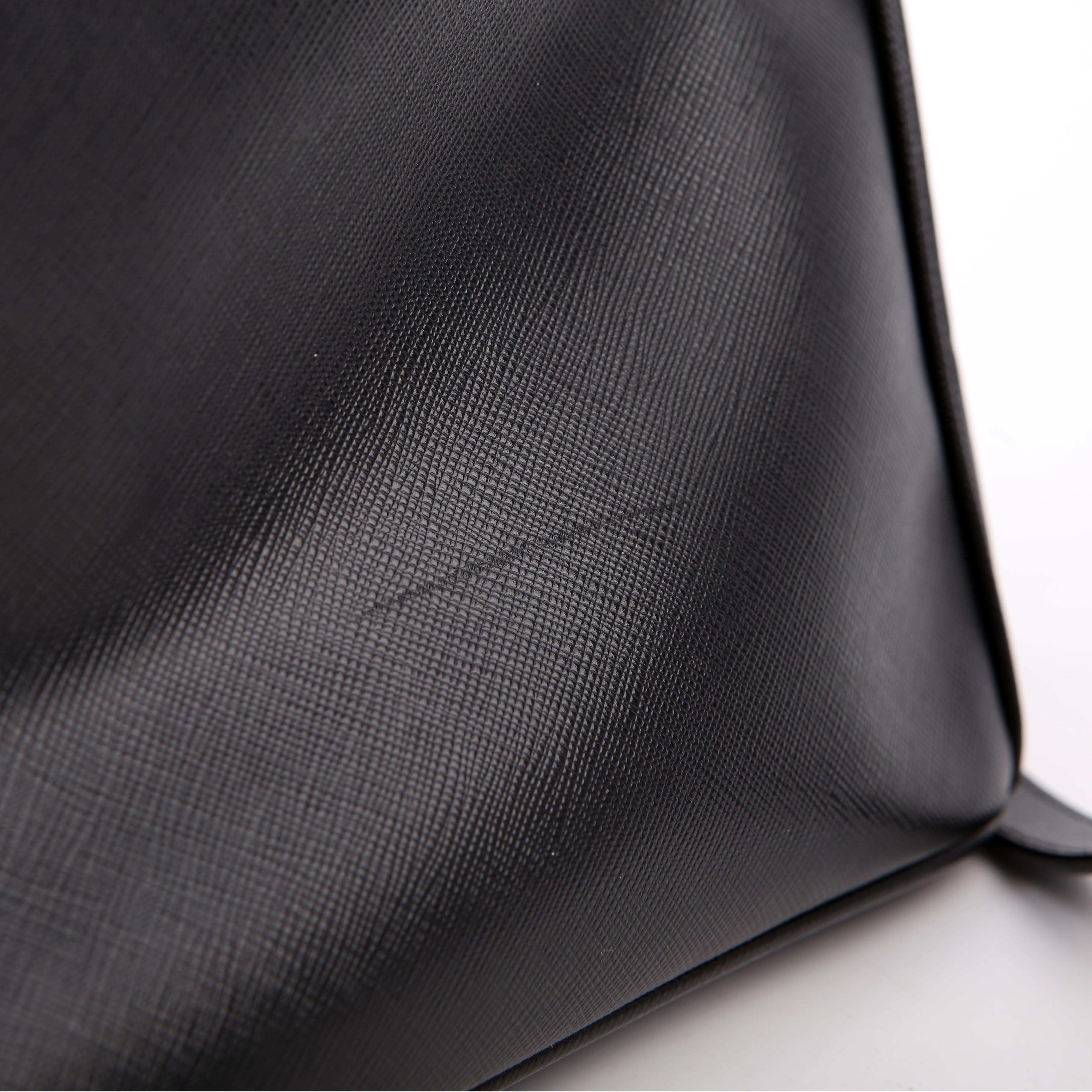 Prada Saffiano Galleria Large Black