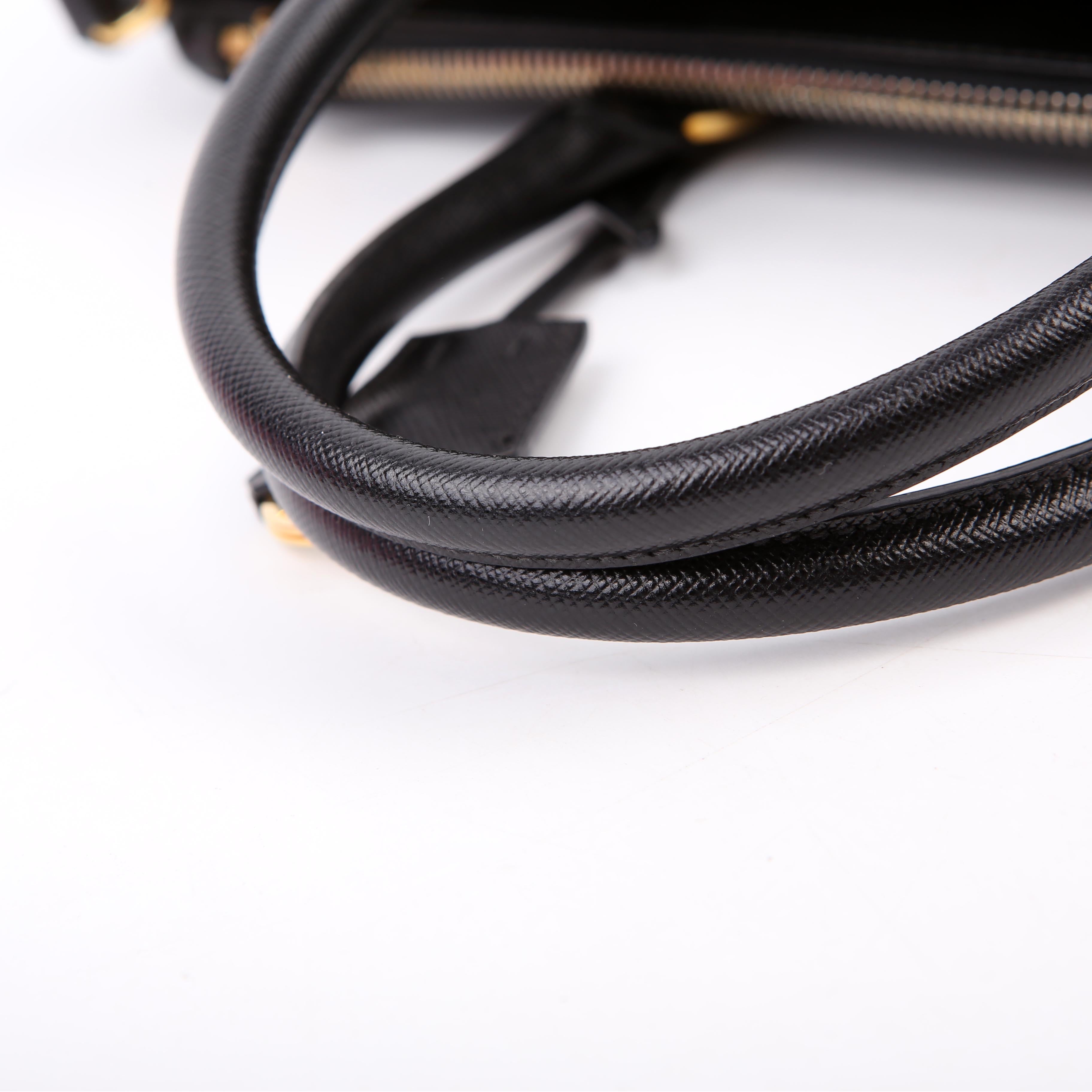 Prada Saffiano Galleria Large Black