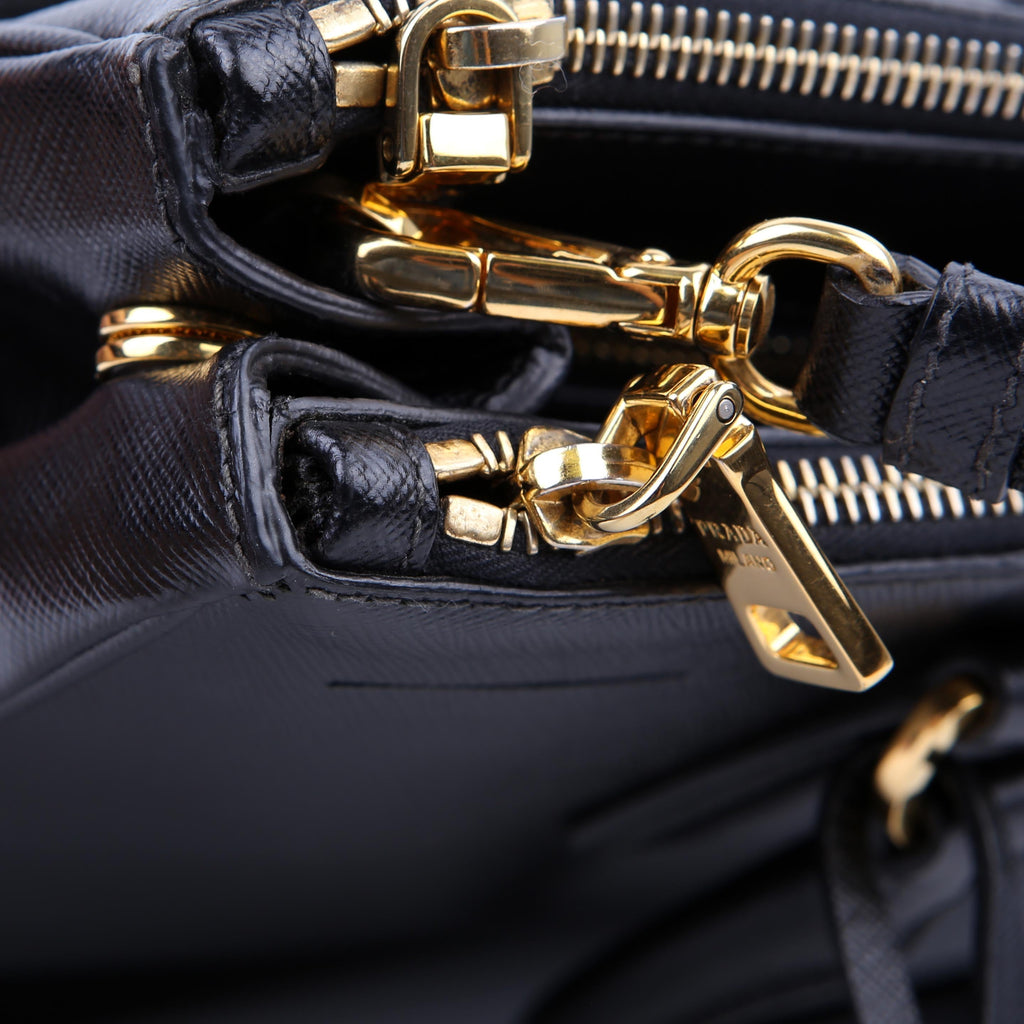 Prada Saffiano Galleria Large Black