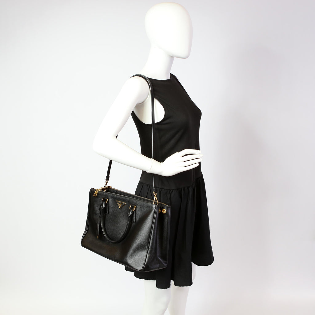 Prada Saffiano Galleria Large Black