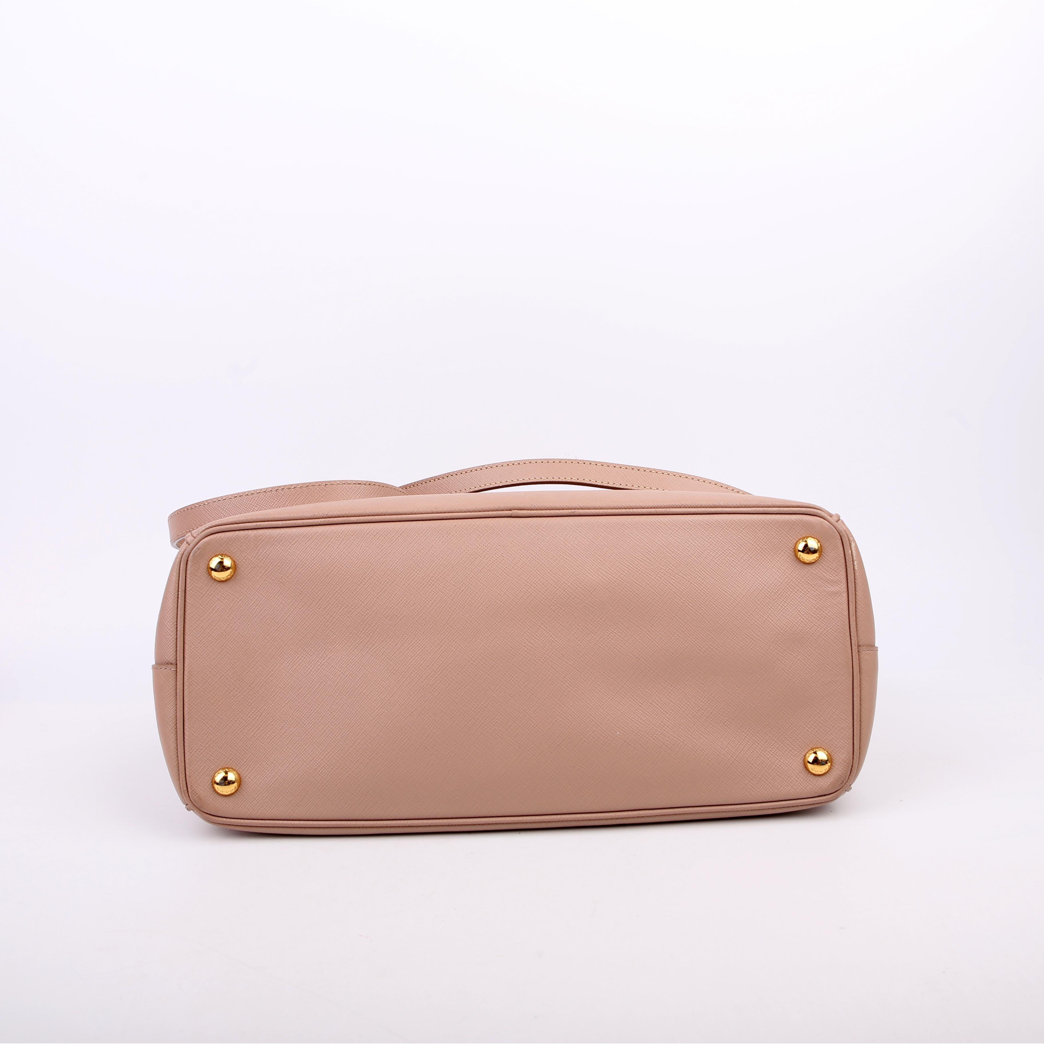 Prada Saffiano Galleria Large Nude