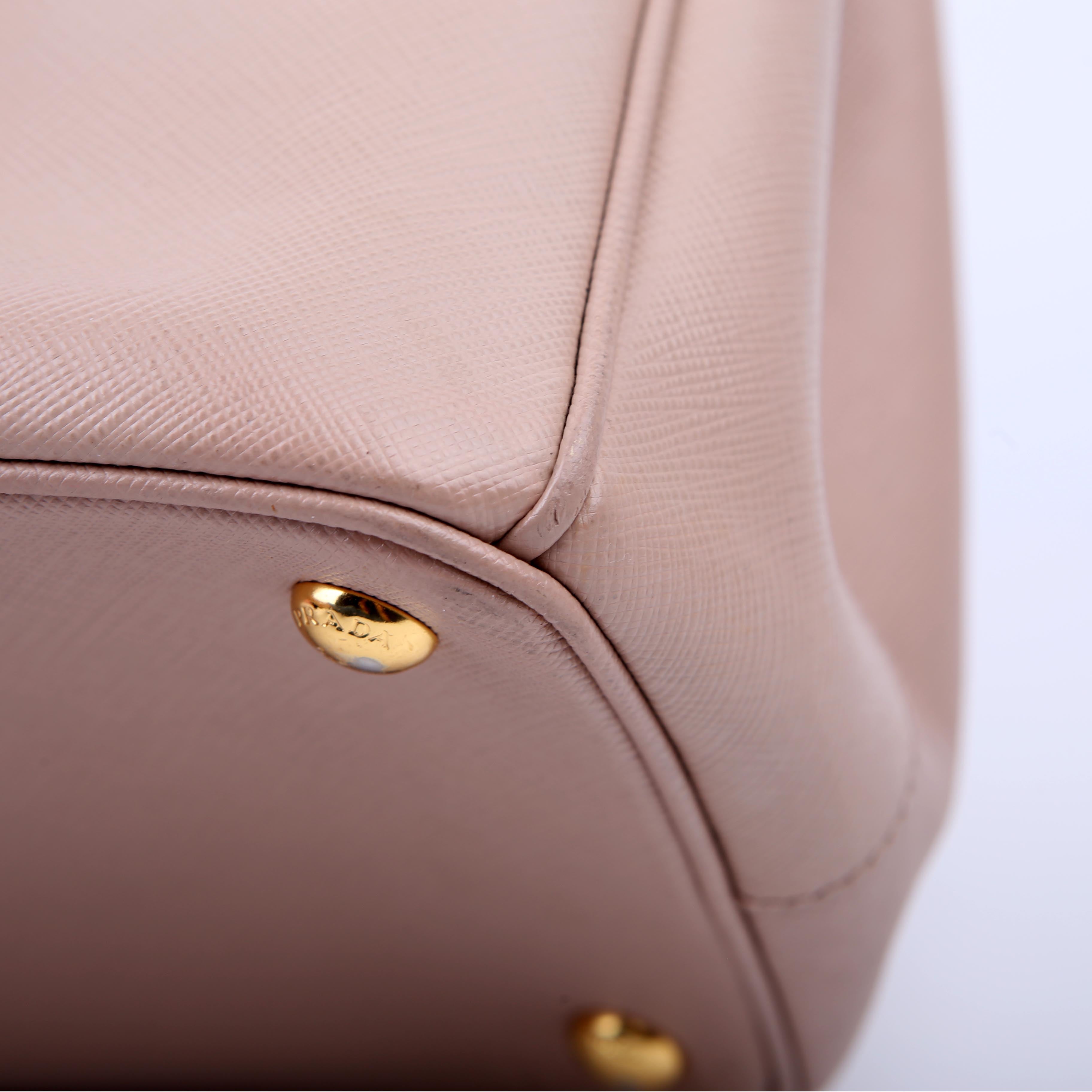 Prada Saffiano Galleria Large Nude