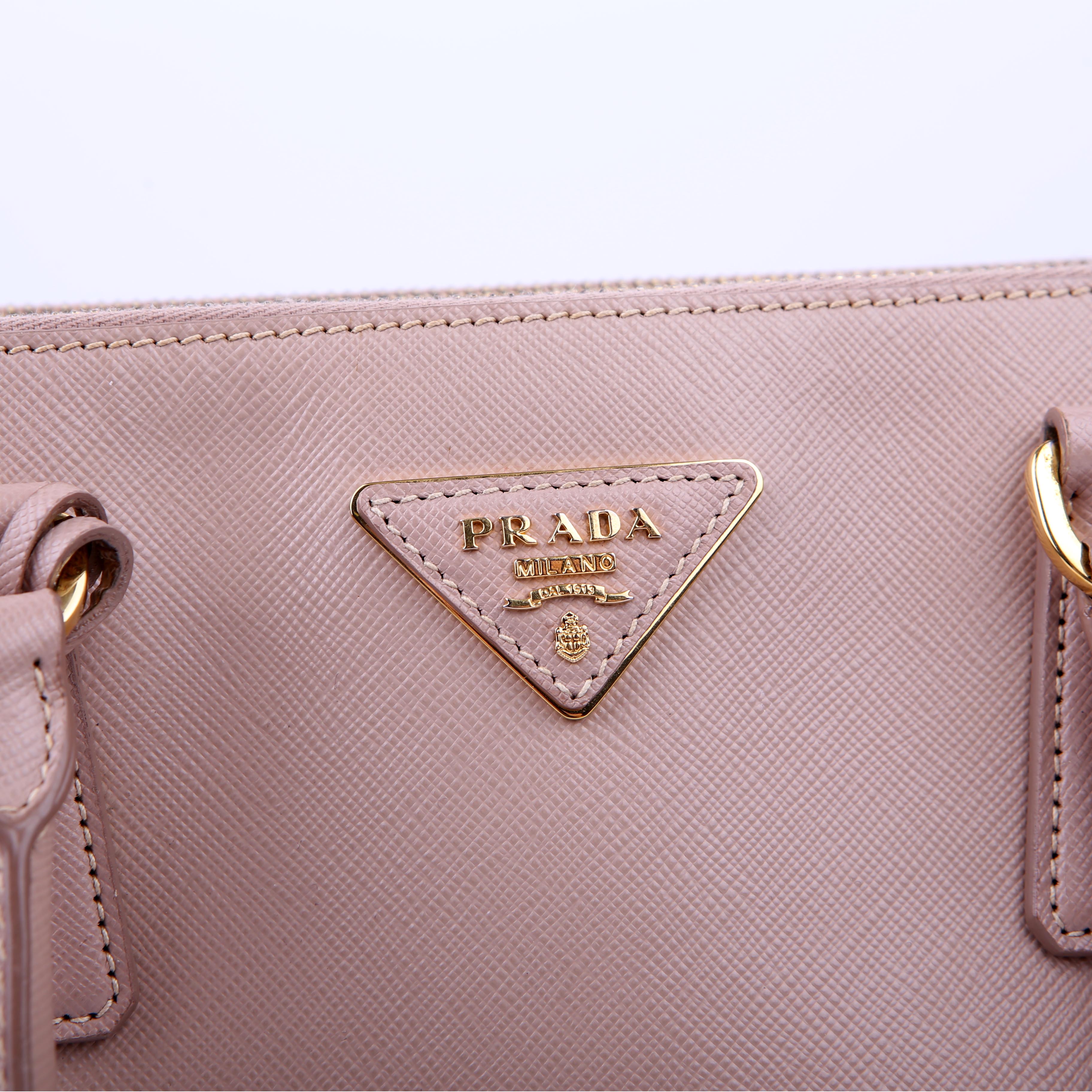 Prada Saffiano Galleria Large Nude