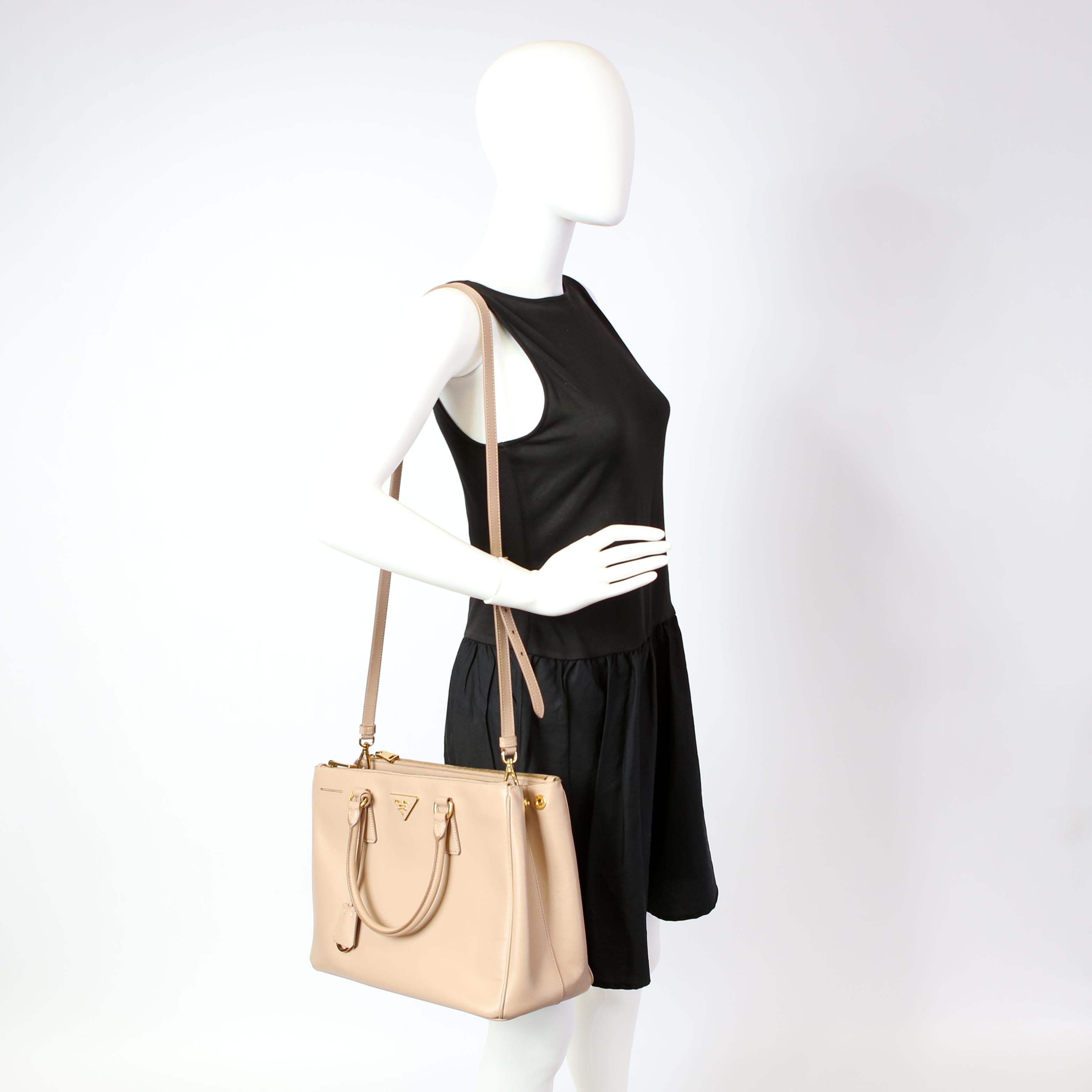 Prada Saffiano Galleria Large Nude