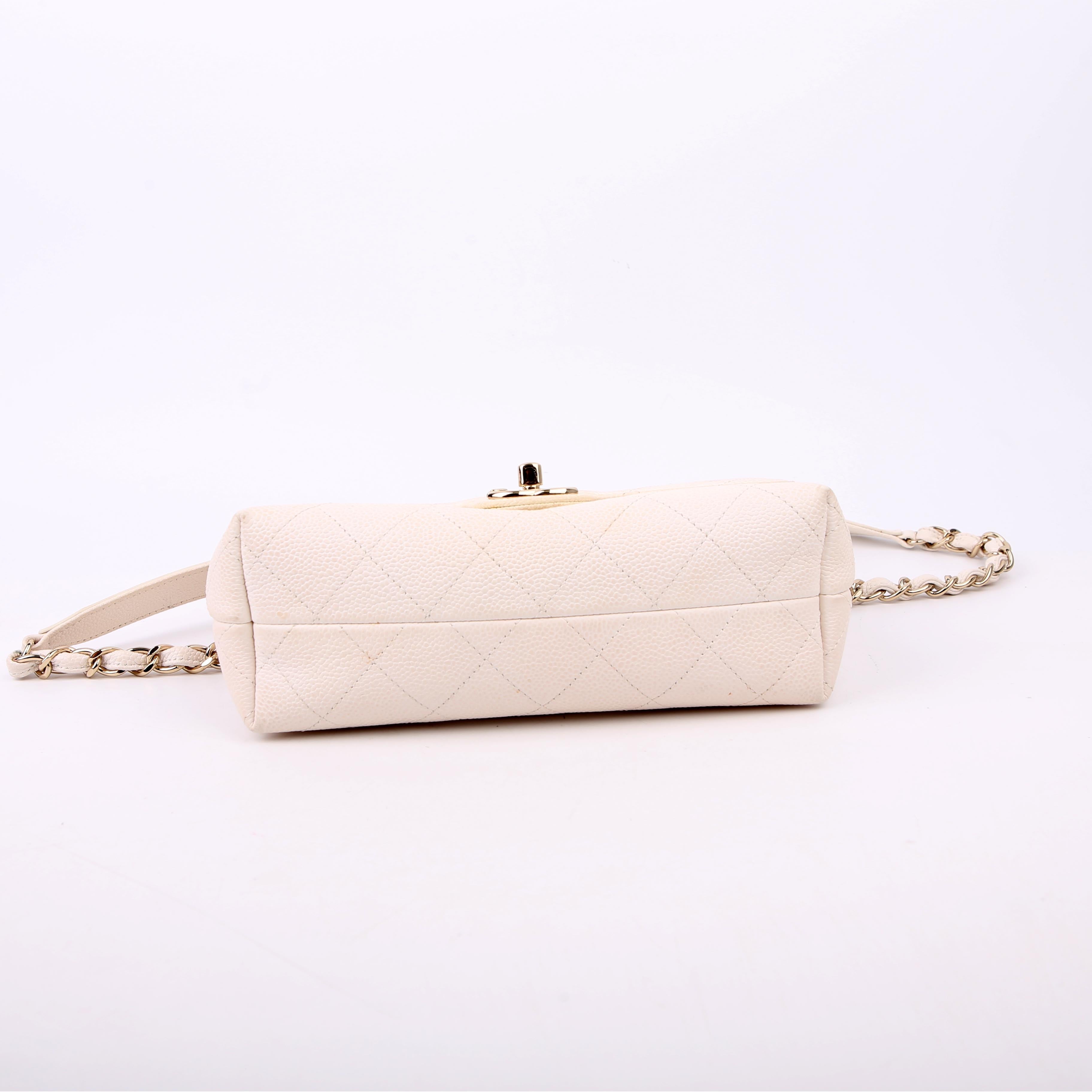 City Walk Flap Medium Caviar 29M White