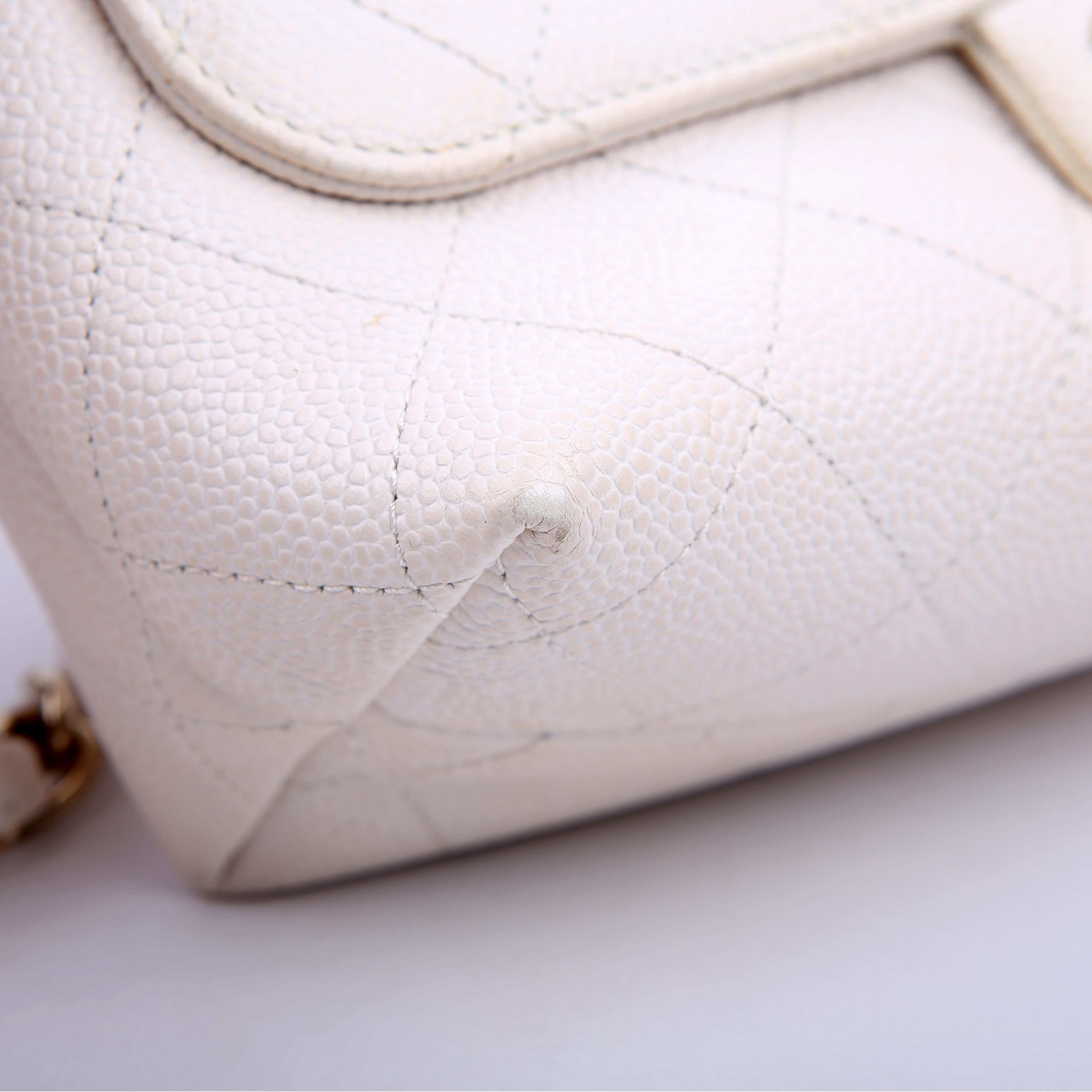 City Walk Flap Medium Caviar 29M White