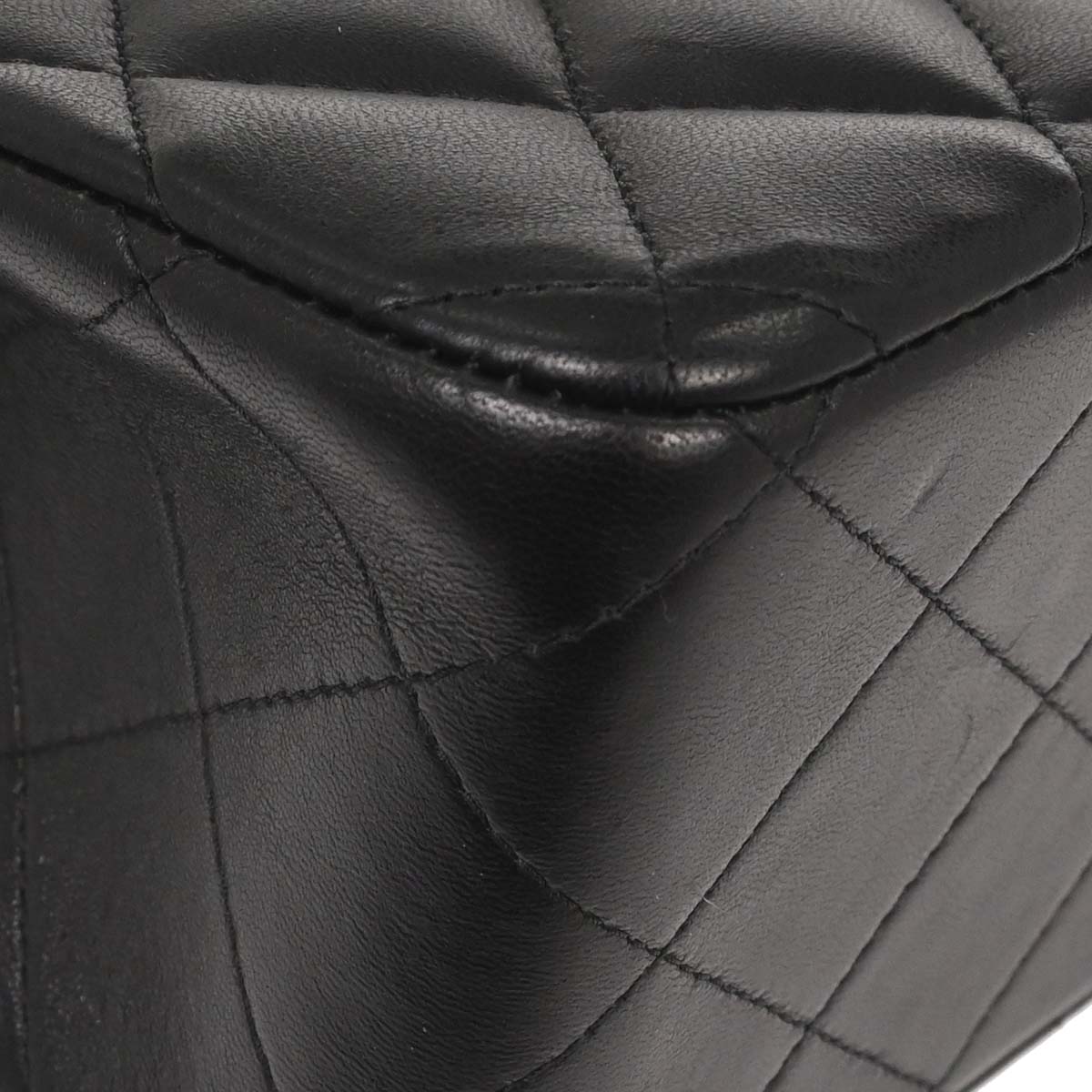 Chanel Black Lambskin Jumbo Classic Double Flap Shoulder Bag