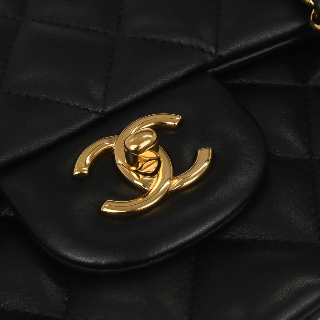 Chanel Black Lambskin Jumbo Classic Double Flap Shoulder Bag