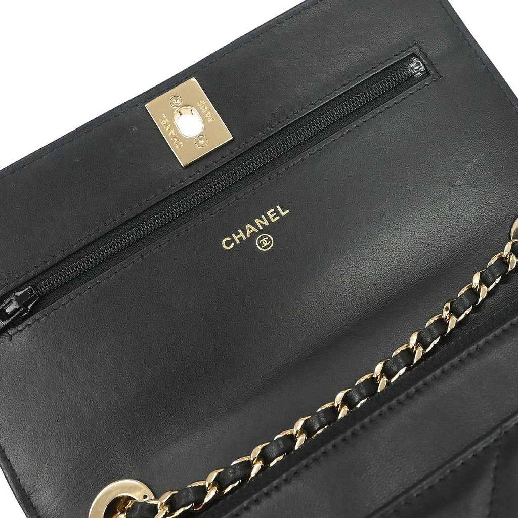 Chanel 2019 Black Lambskin Chevron Trendy CC WOC Wallet on Chain Bag