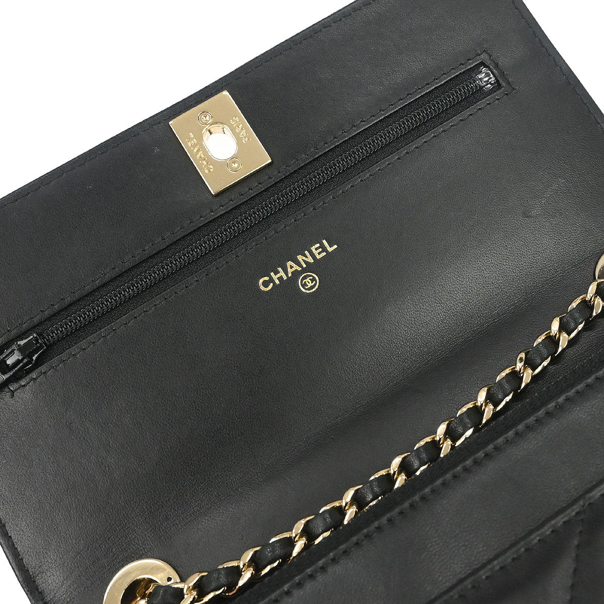 Chanel 2019 Black Lambskin Chevron Trendy CC WOC Wallet on Chain Bag