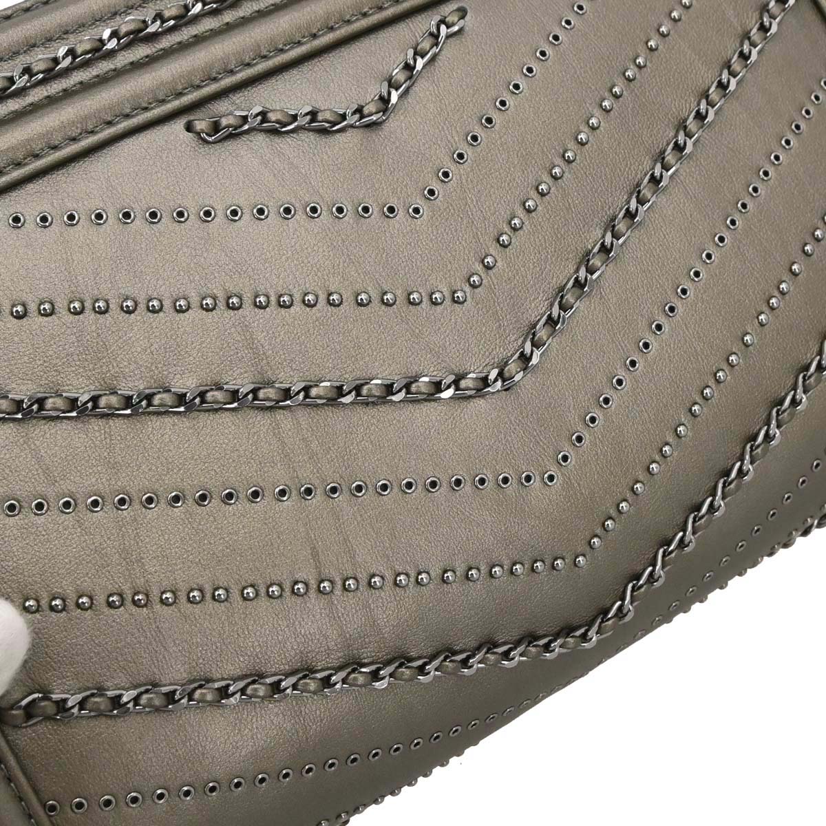Boy Chanel Gray Calfskin Chevron Medium Chain Shoulder Bag