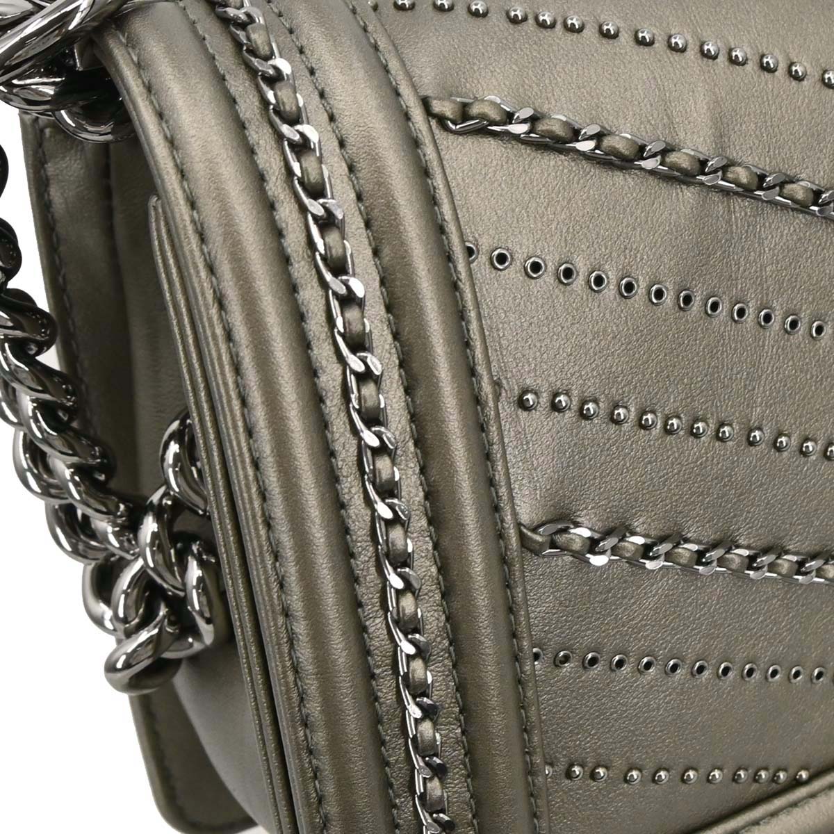 Boy Chanel Gray Calfskin Chevron Medium Chain Shoulder Bag