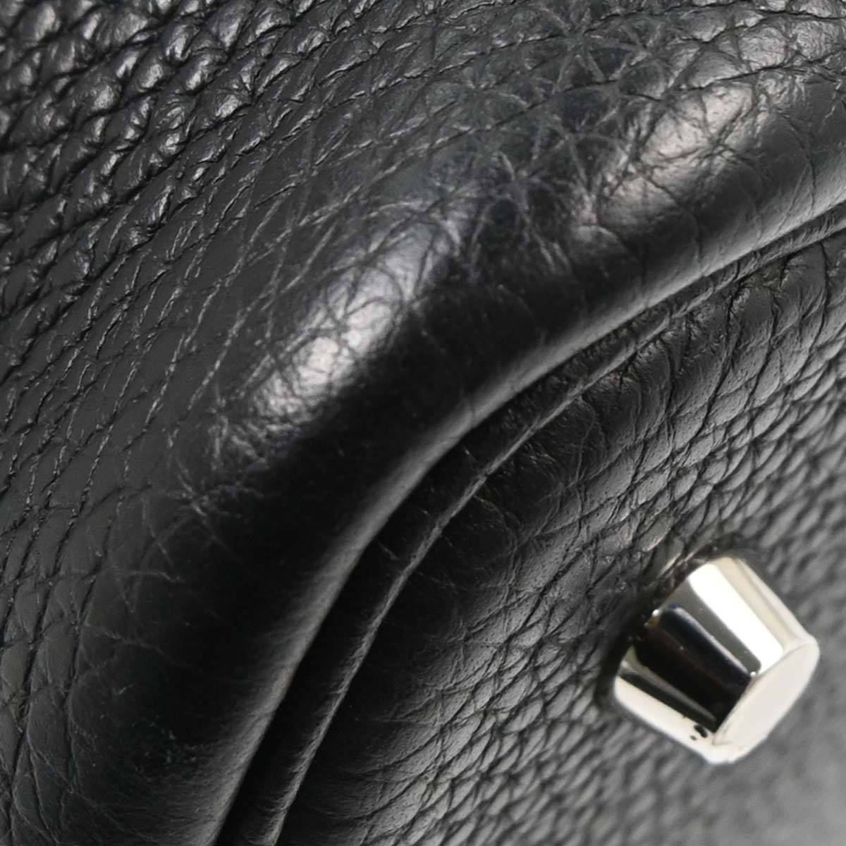 Hermes Black Taurillon Clemence Picotin Lock 22 MM Handbag