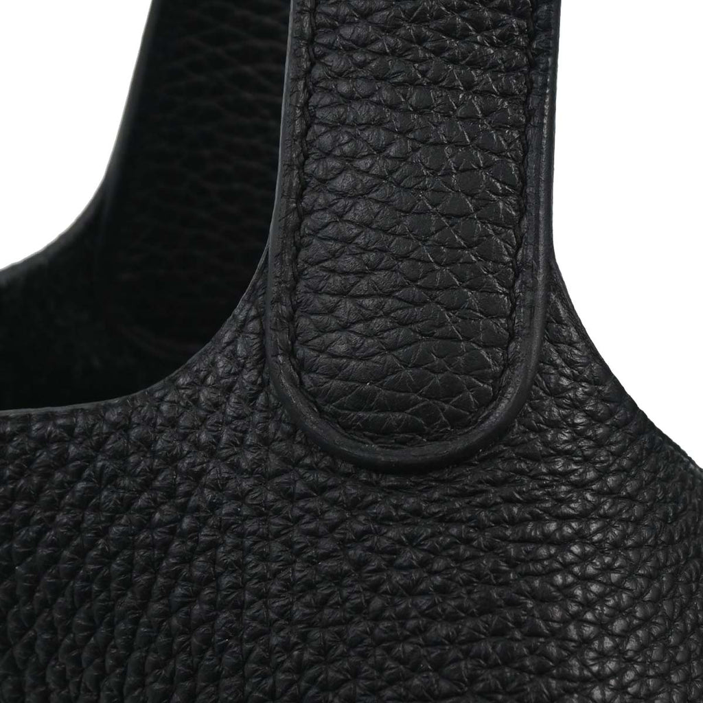Hermes Black Taurillon Clemence Picotin Lock 22 MM Handbag