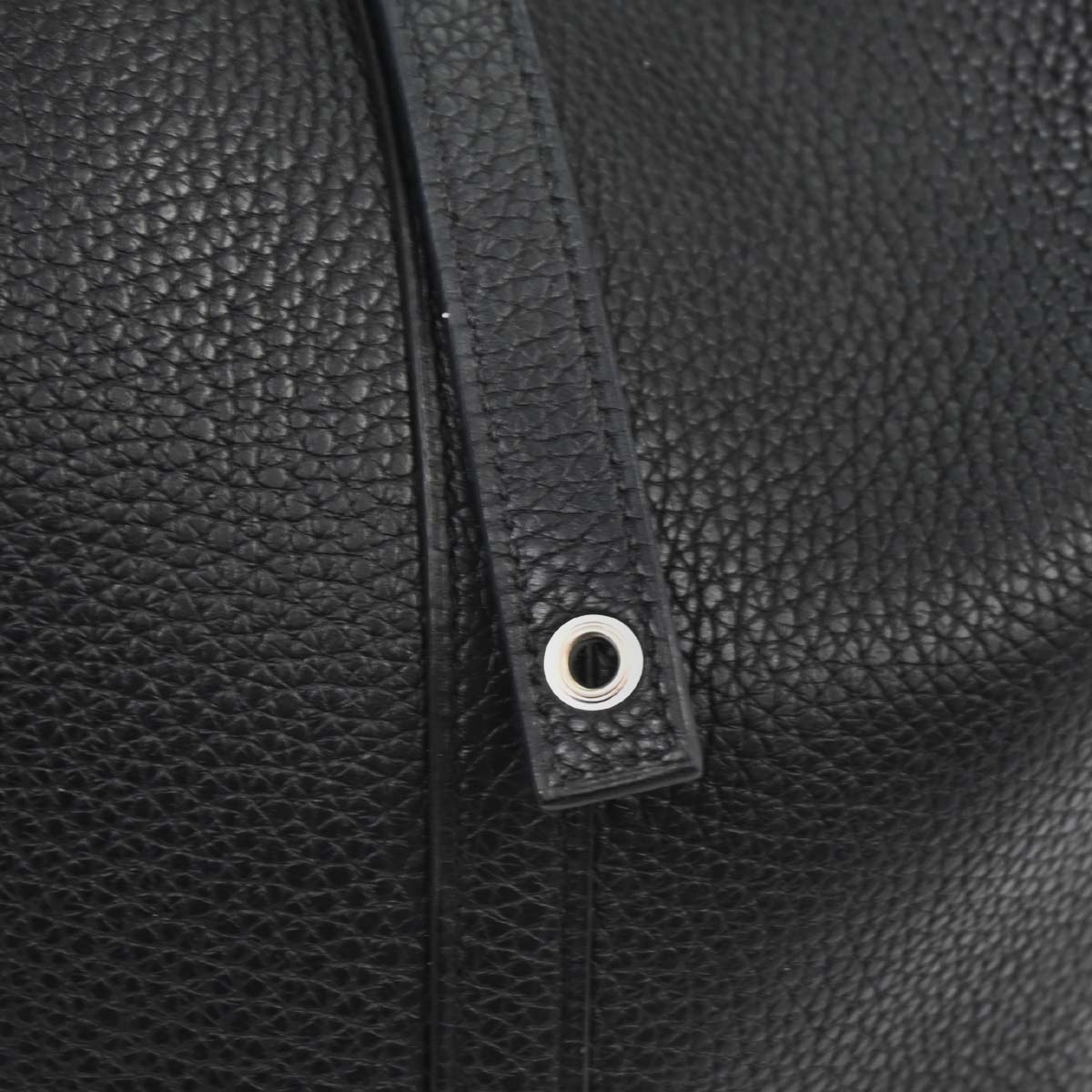 Hermes Black Taurillon Clemence Picotin Lock 22 MM Handbag