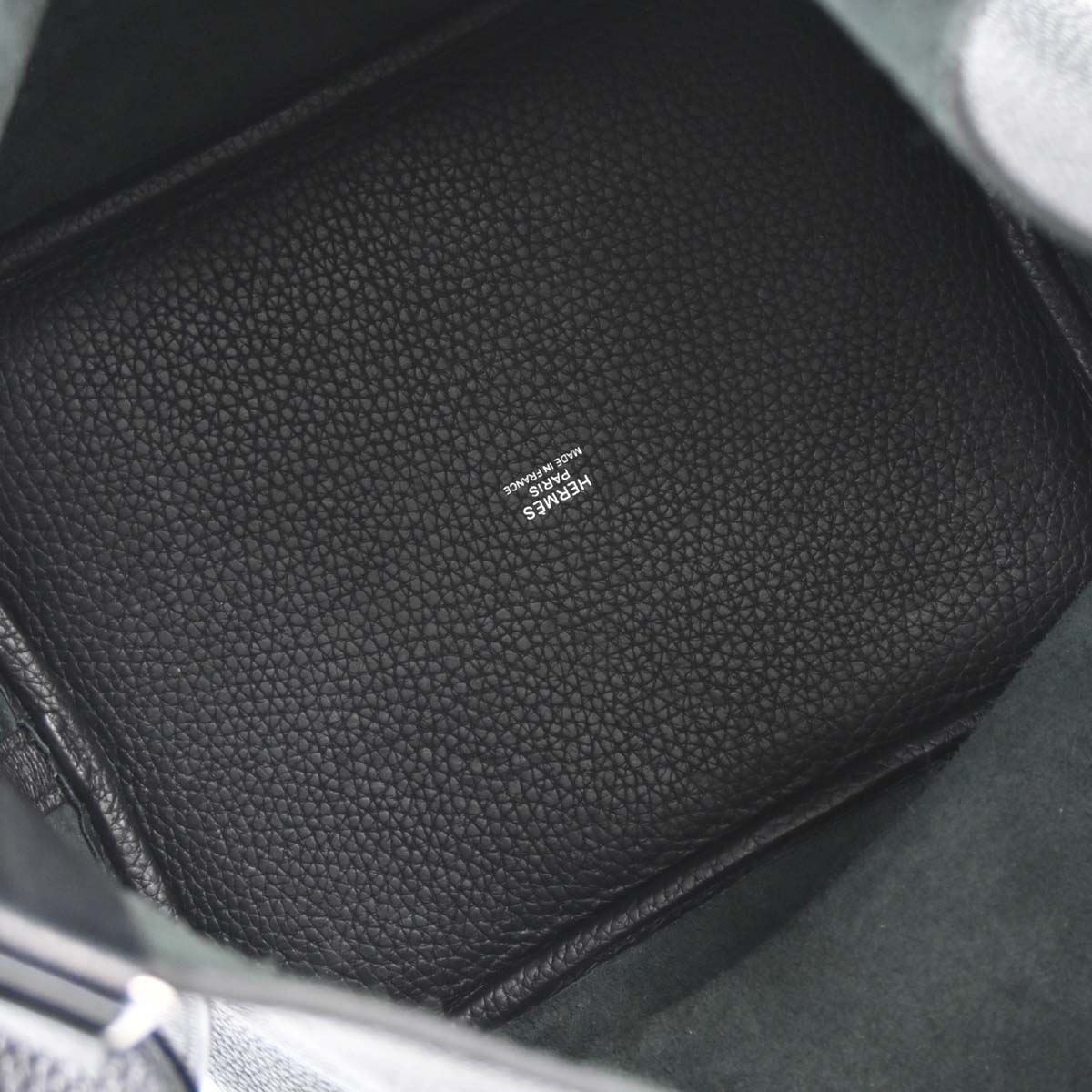 Hermes Black Taurillon Clemence Picotin Lock 22 MM Handbag